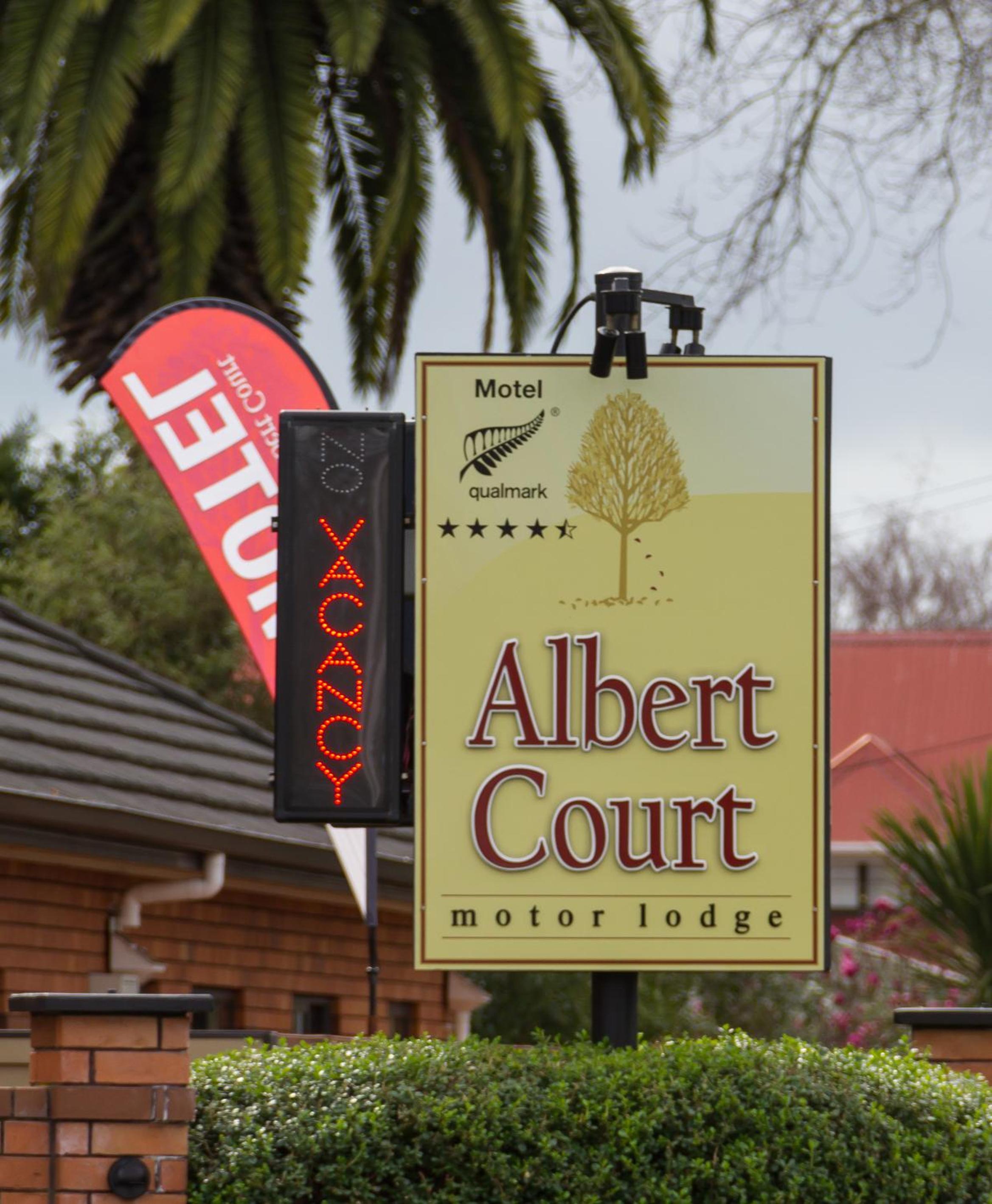 Albert Court Motor Lodge