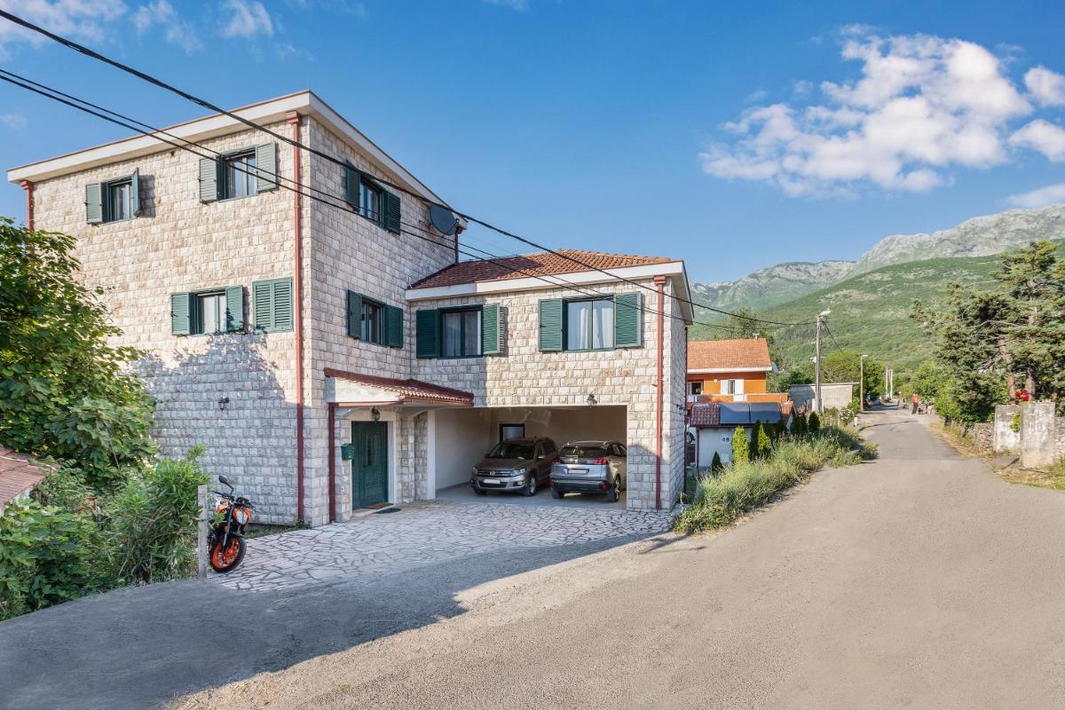 Villa Forest view 2