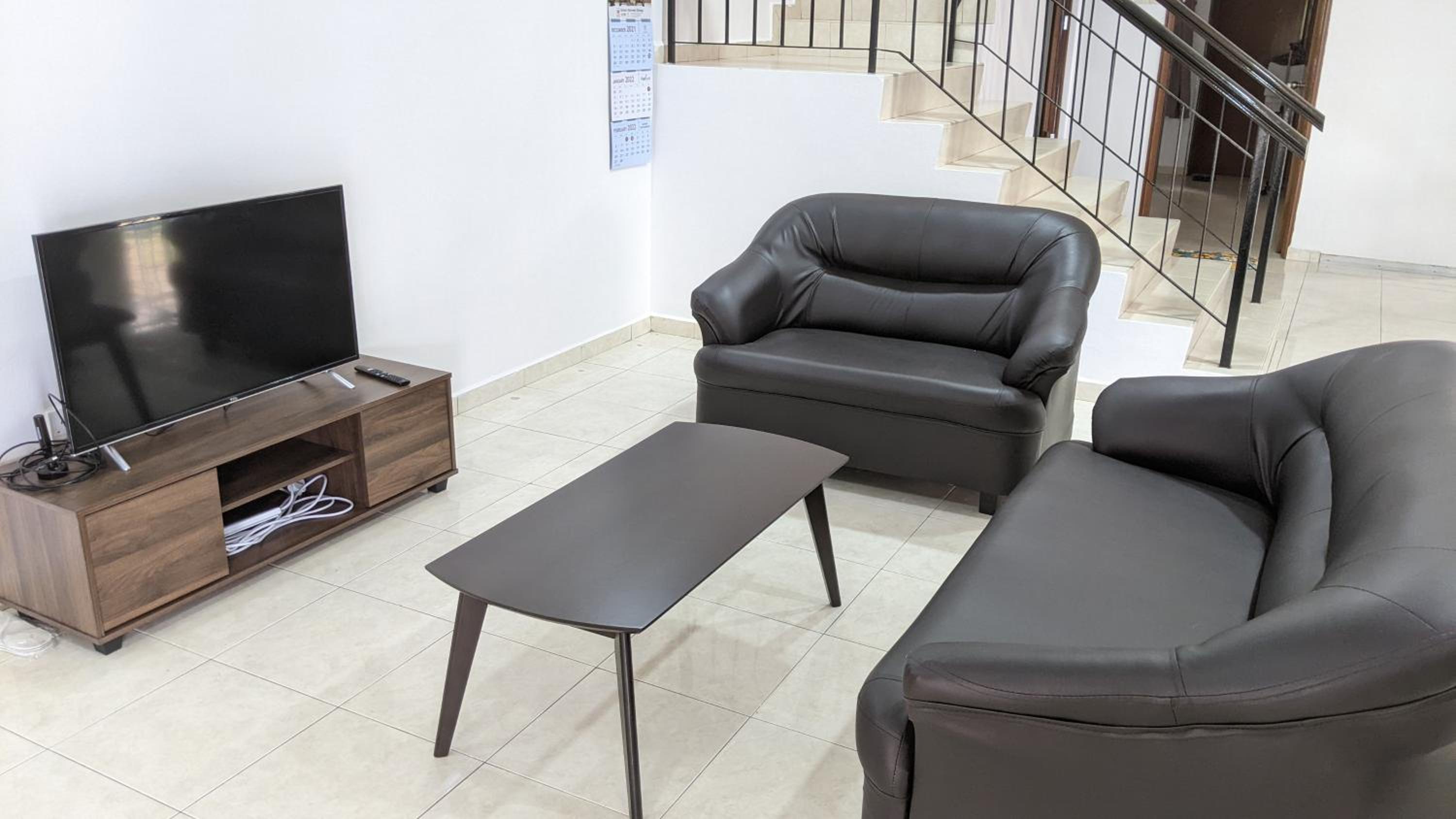 Johor Bahru 6 Bedrooms Corner House: Big & Comfort