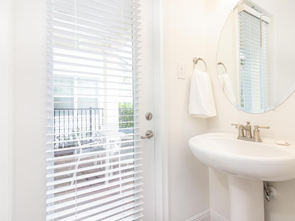 Vista Lago Margaritaville ,Orlando ,Private pool and Hottub ,Best price guaranteed