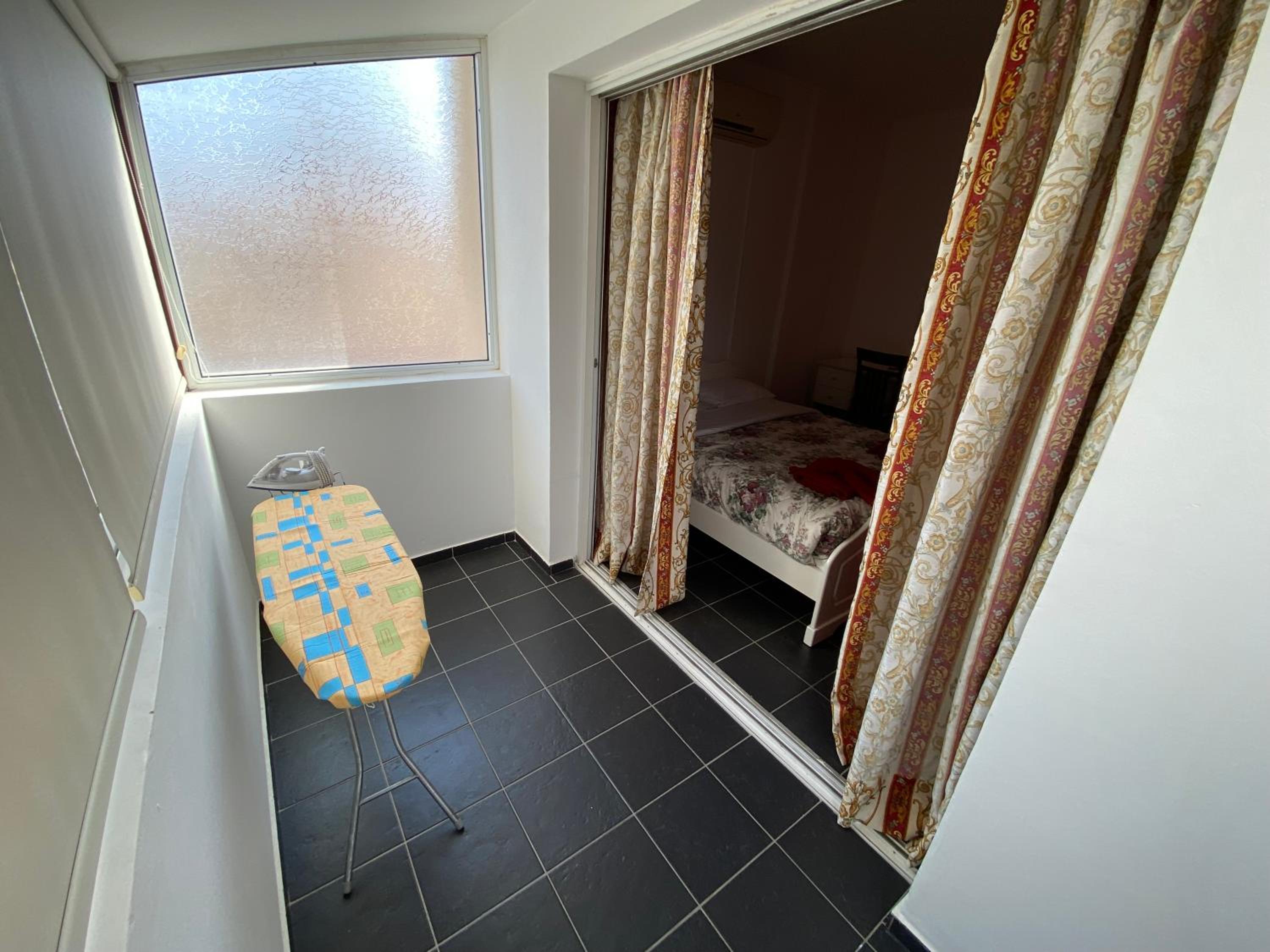 Moutallos Rooms Inn Homes