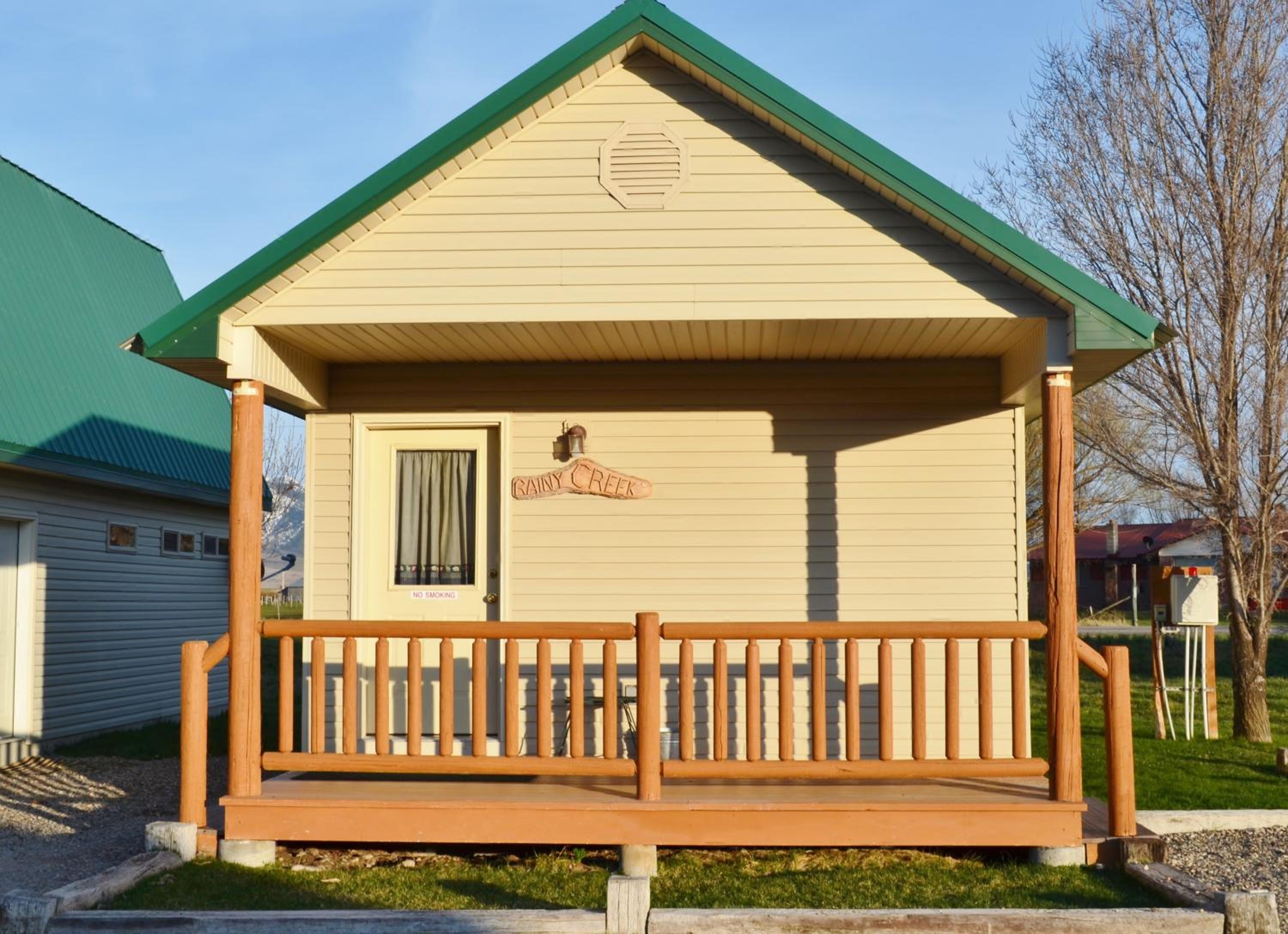 Sleepy J Cabins