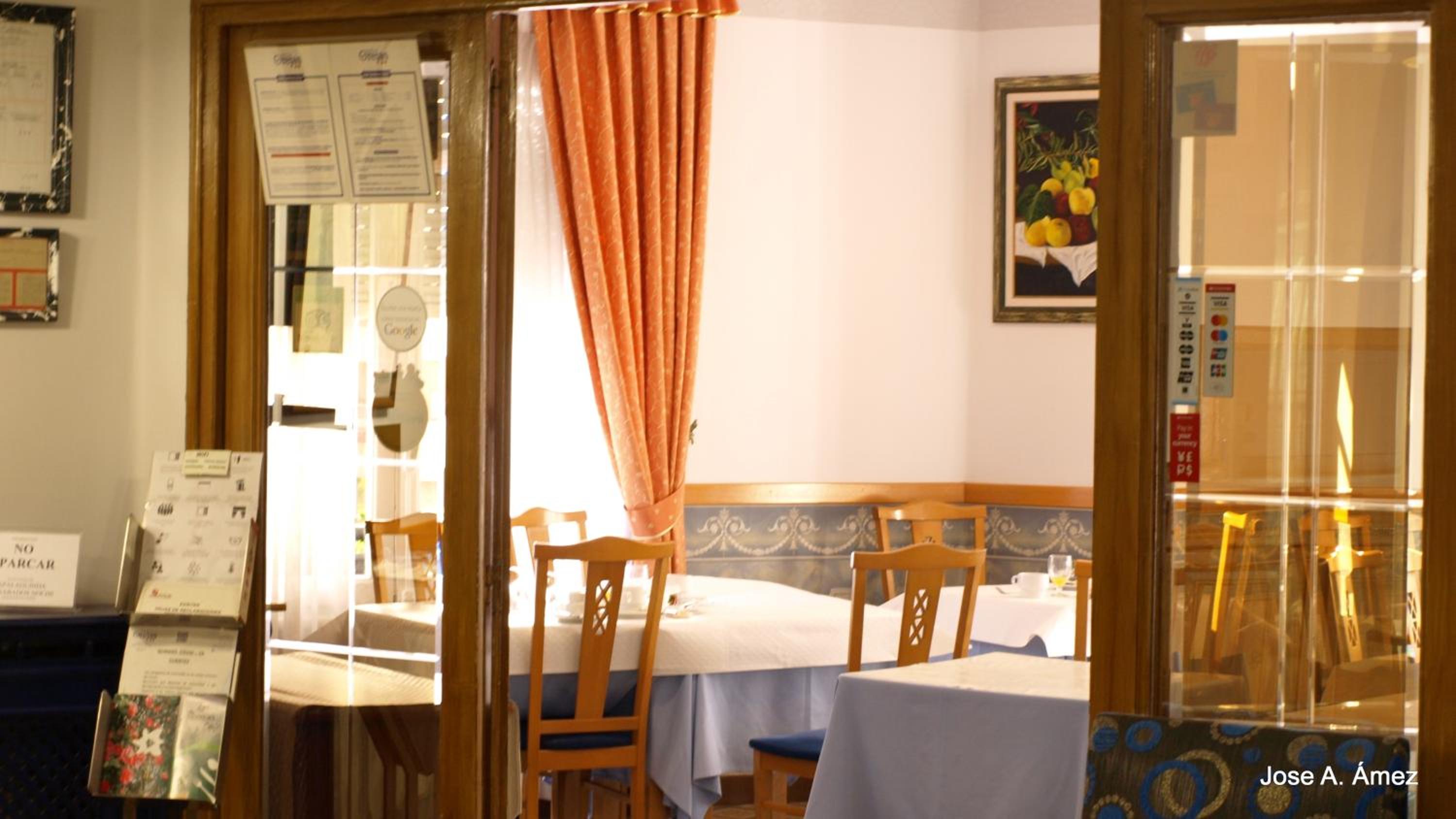Hostal Orejas