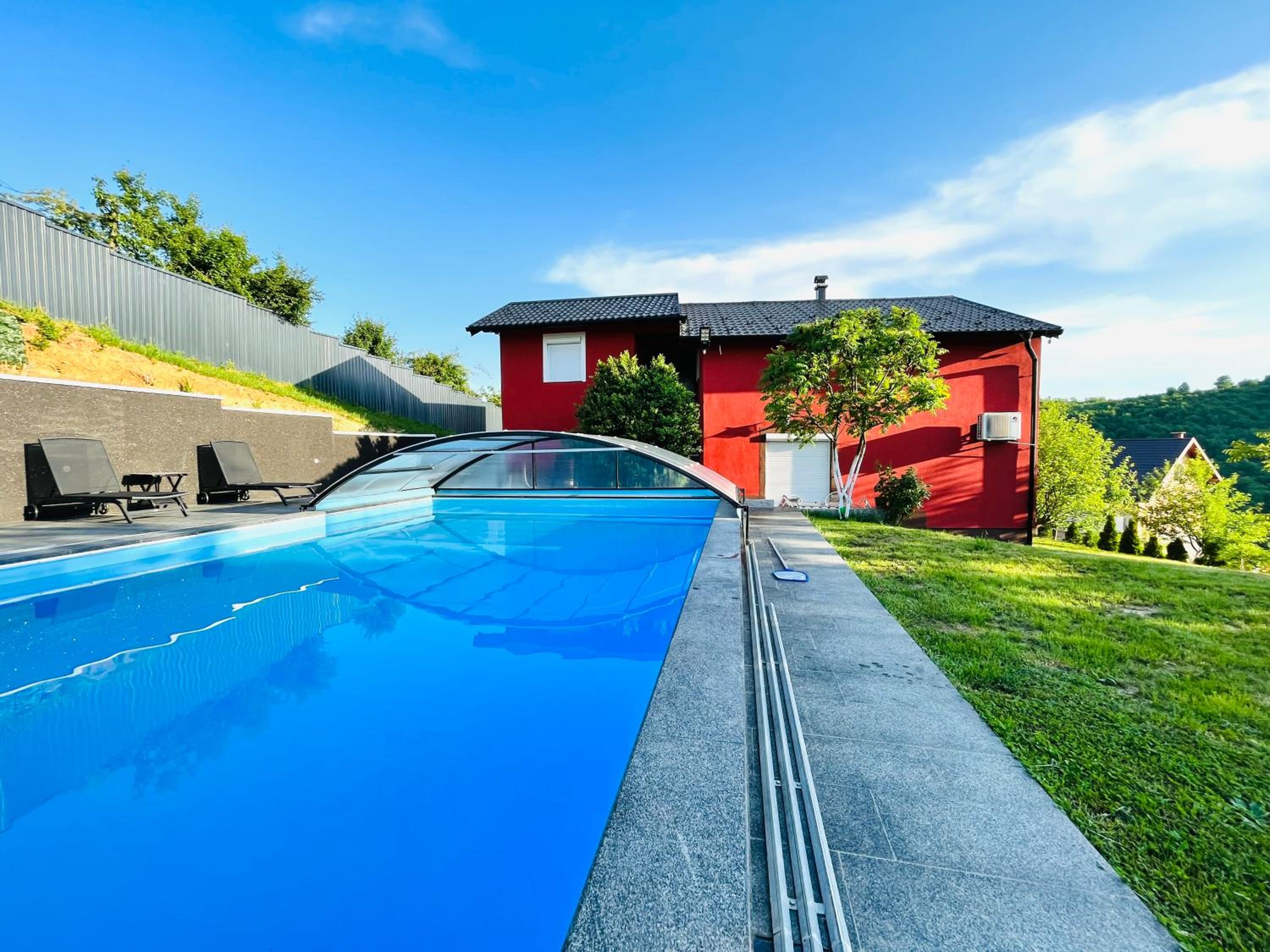 Villa Diamond Hill view 2