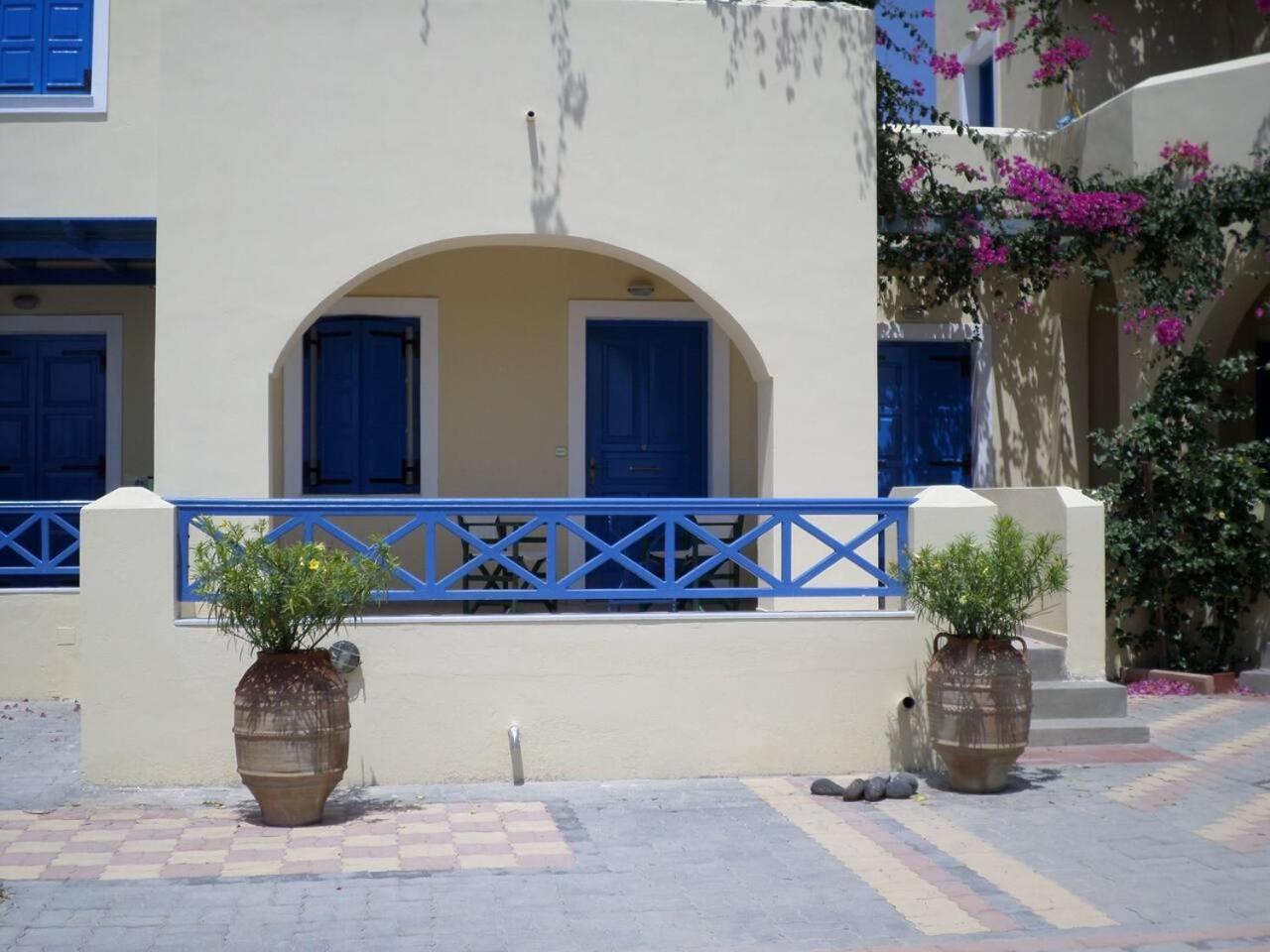 Santorious Family Apartment