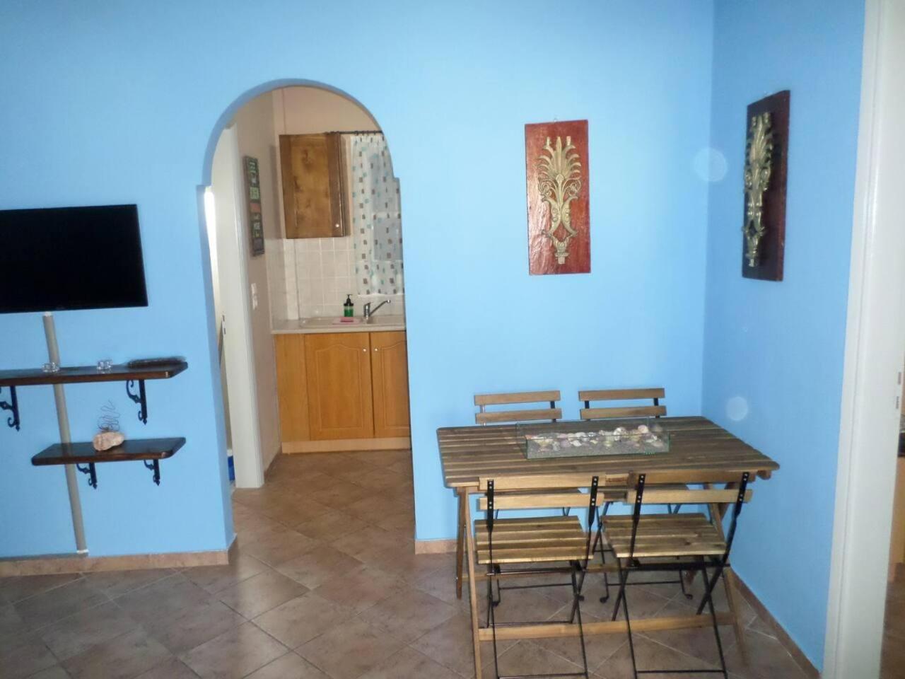 Santorious Family Apartment