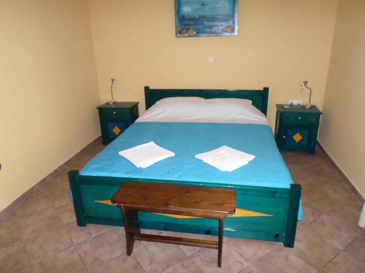 Santorious Family Apartment