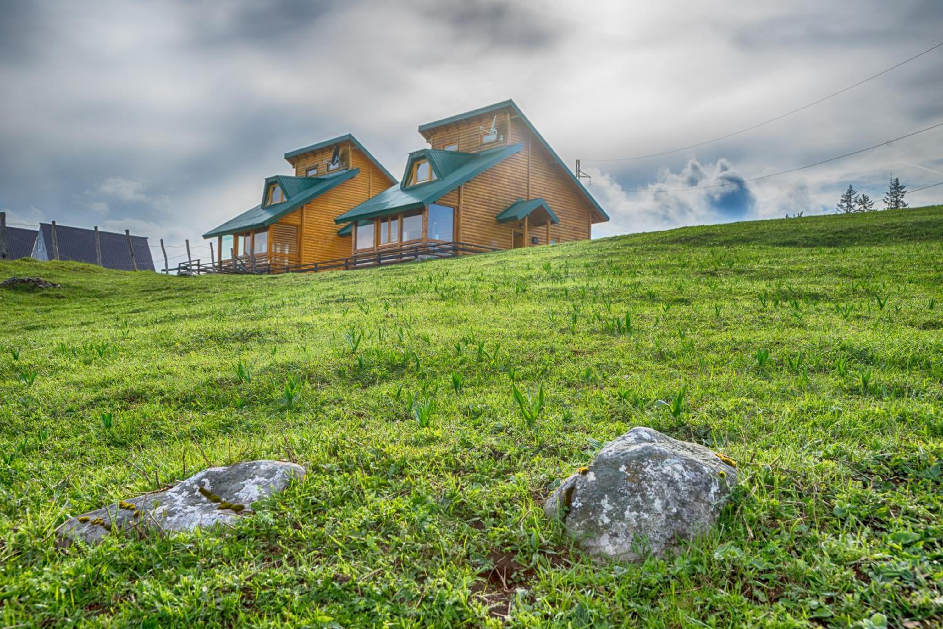 Mountain House AMI view 3
