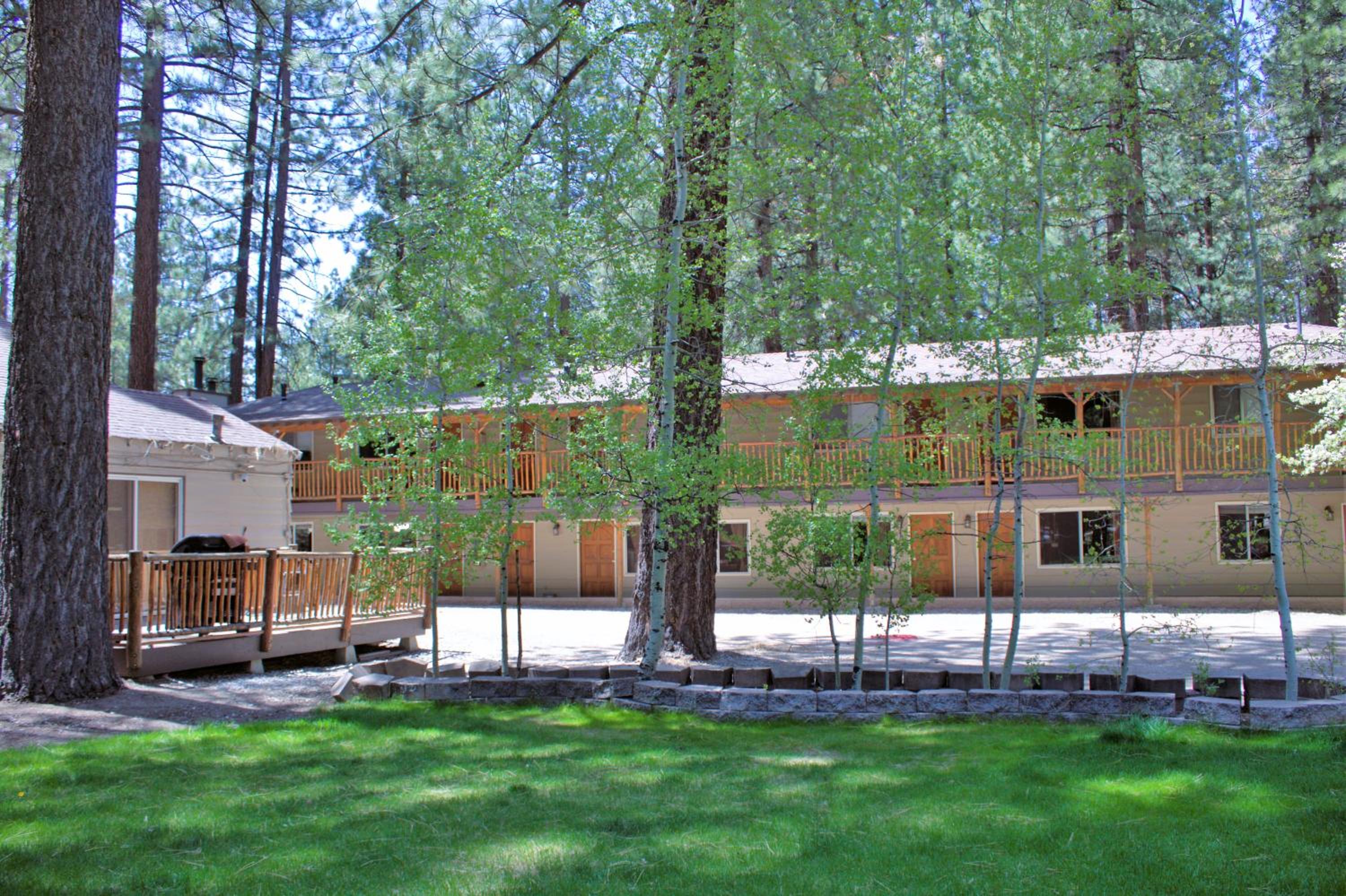 Goldmine Lodge view 3