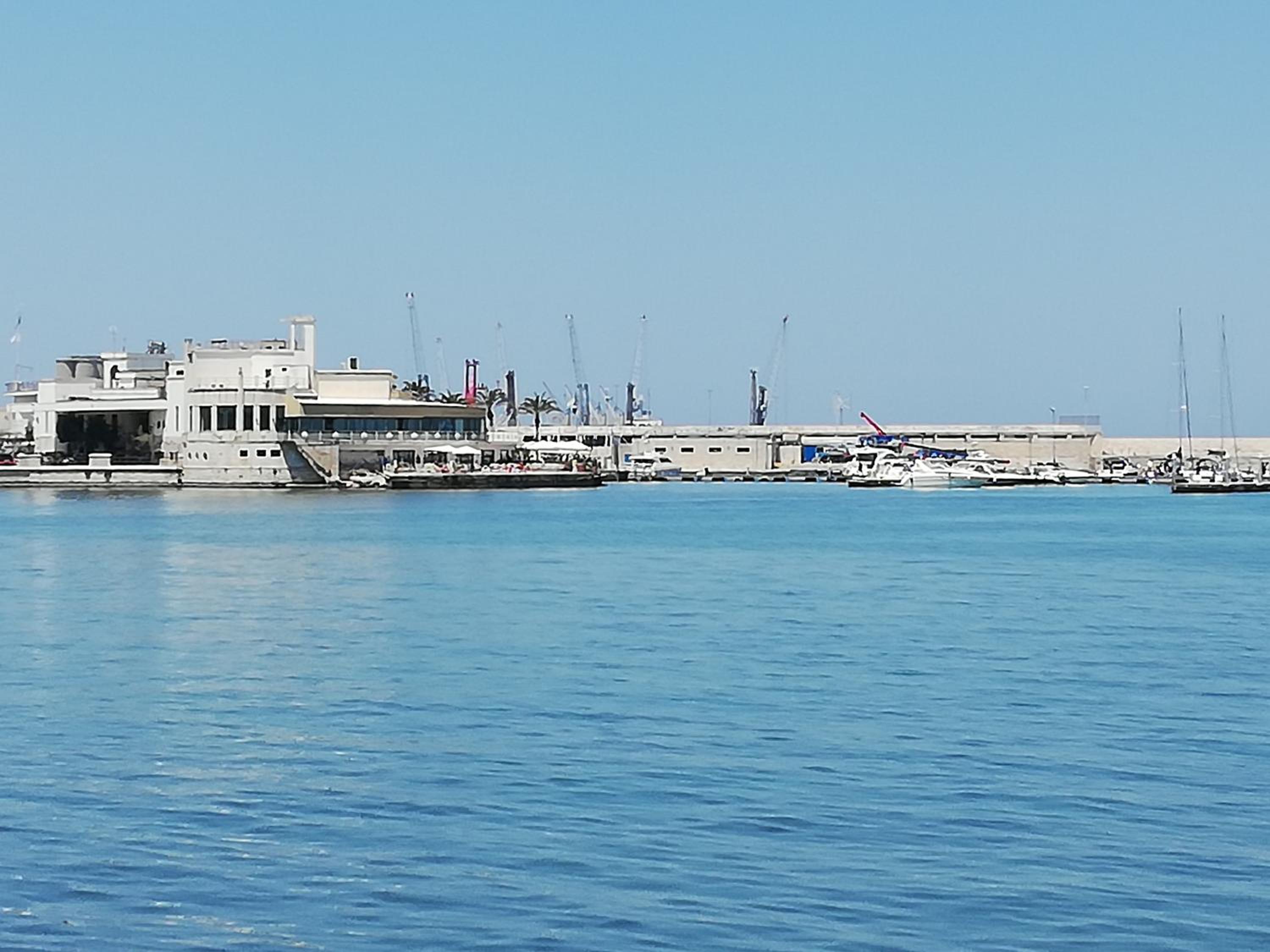 De Rossi Holiday view 5