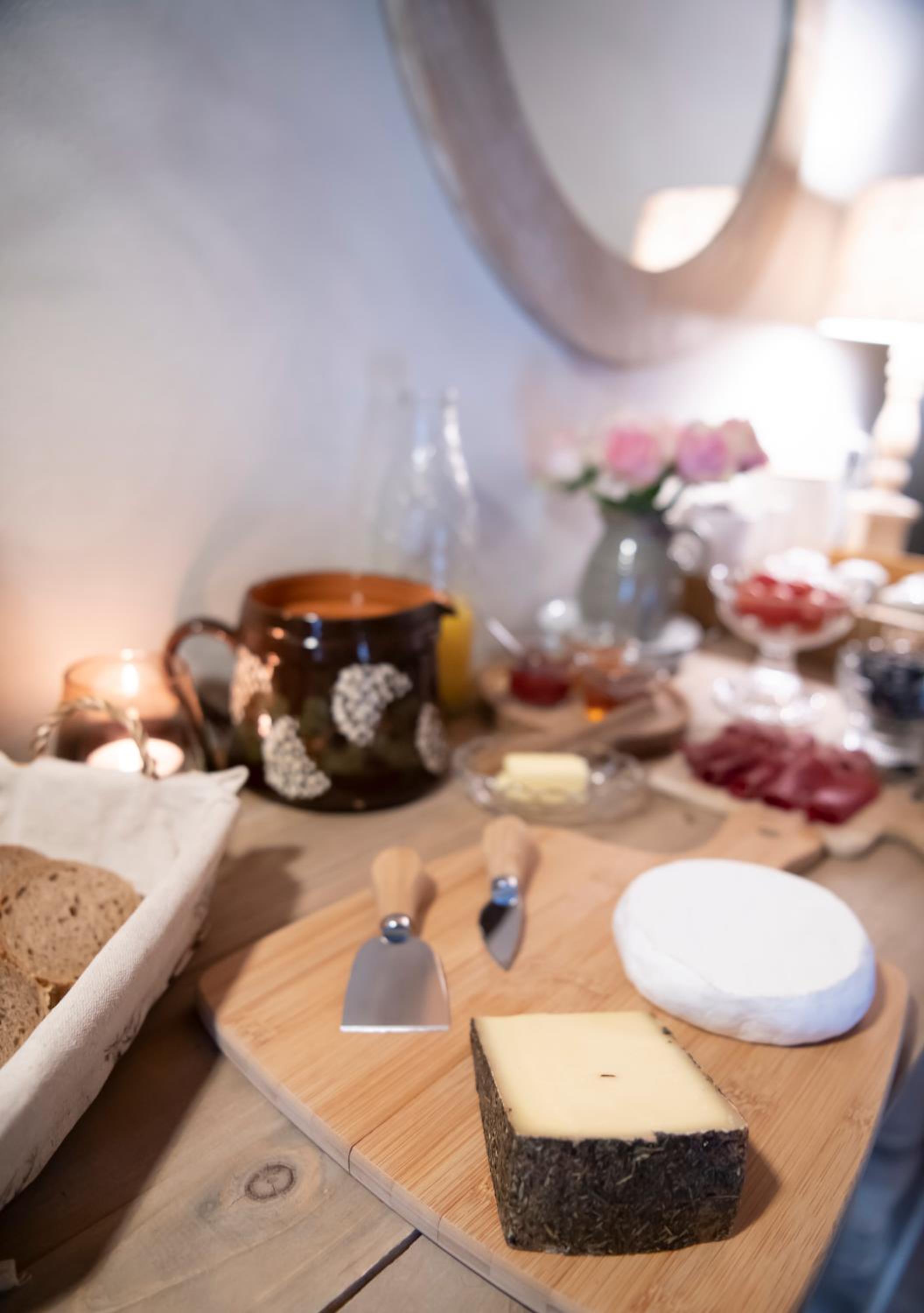 Casa Pasch - Boutique Bed and Breakfast in Cumpadials