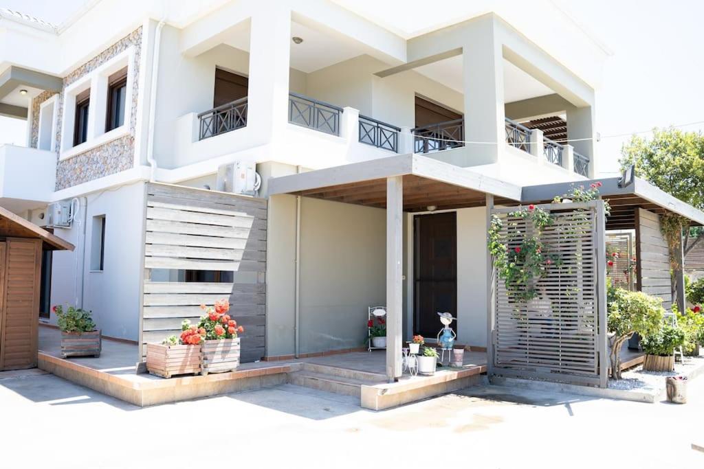 Luxury Apartments view 4