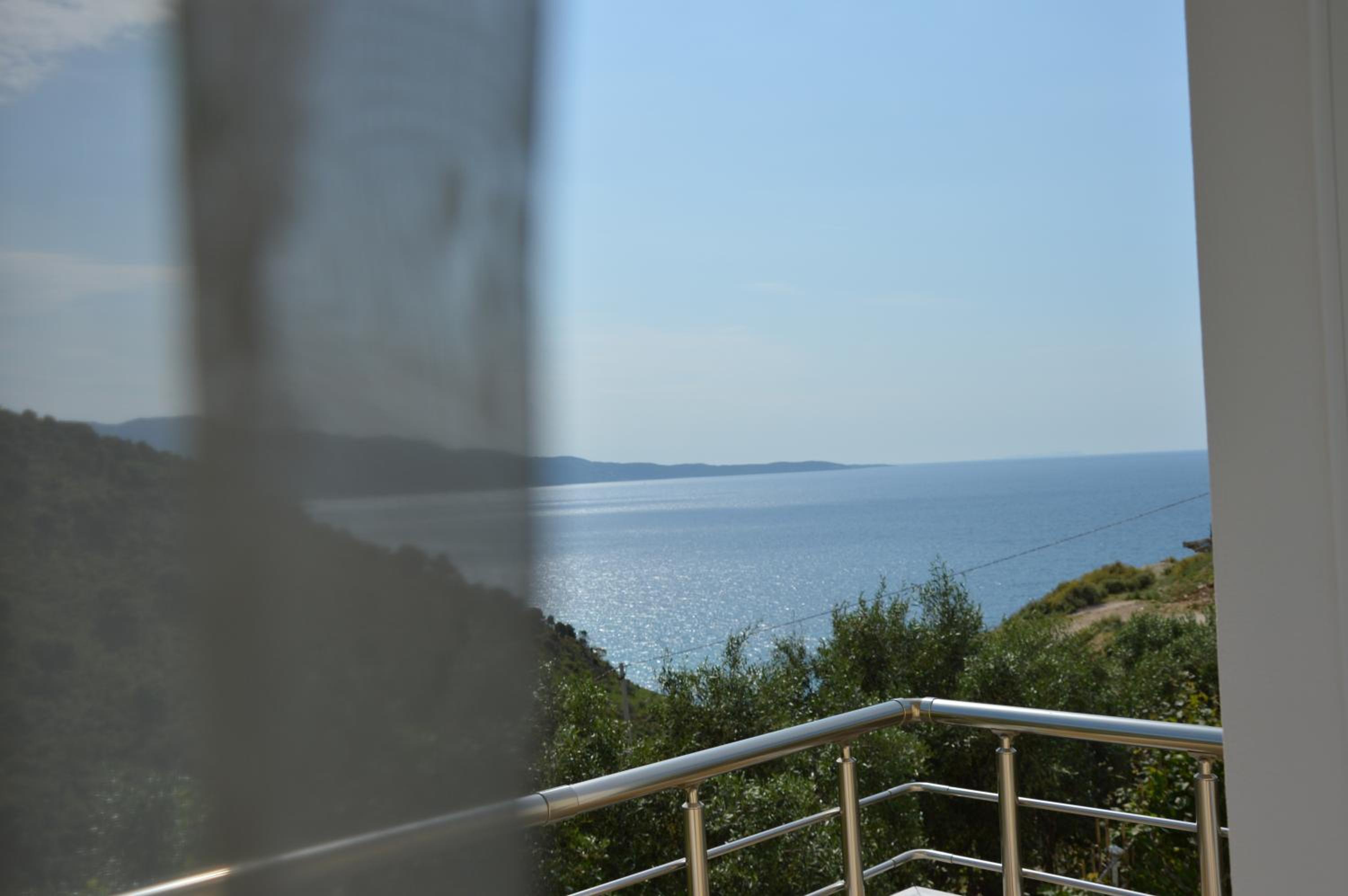 Mirror Beach Ksamil - Vila Zervo