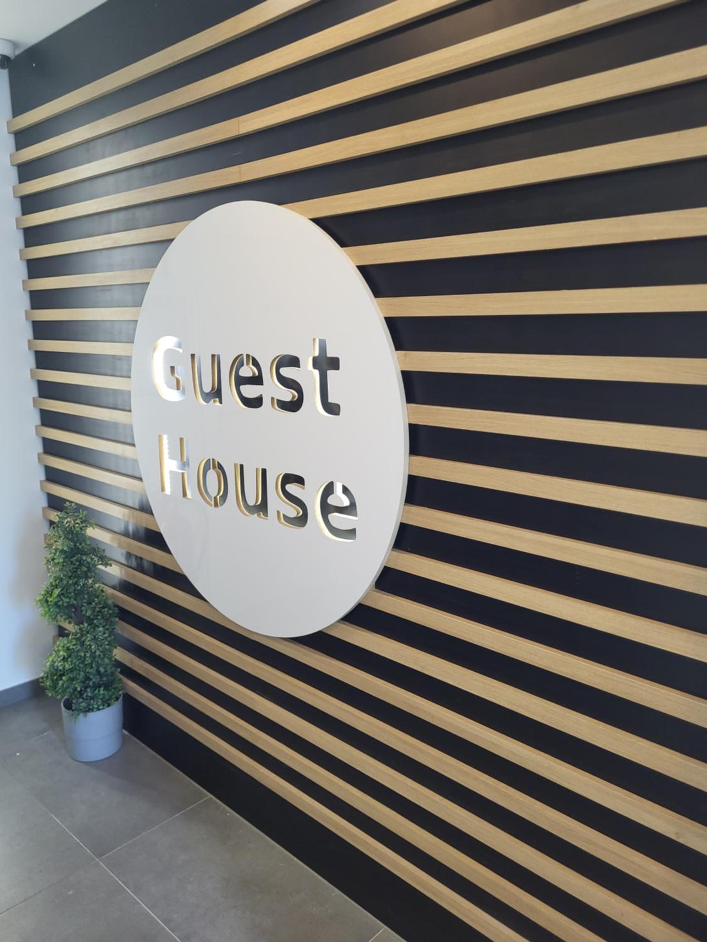 Guesthaus 2