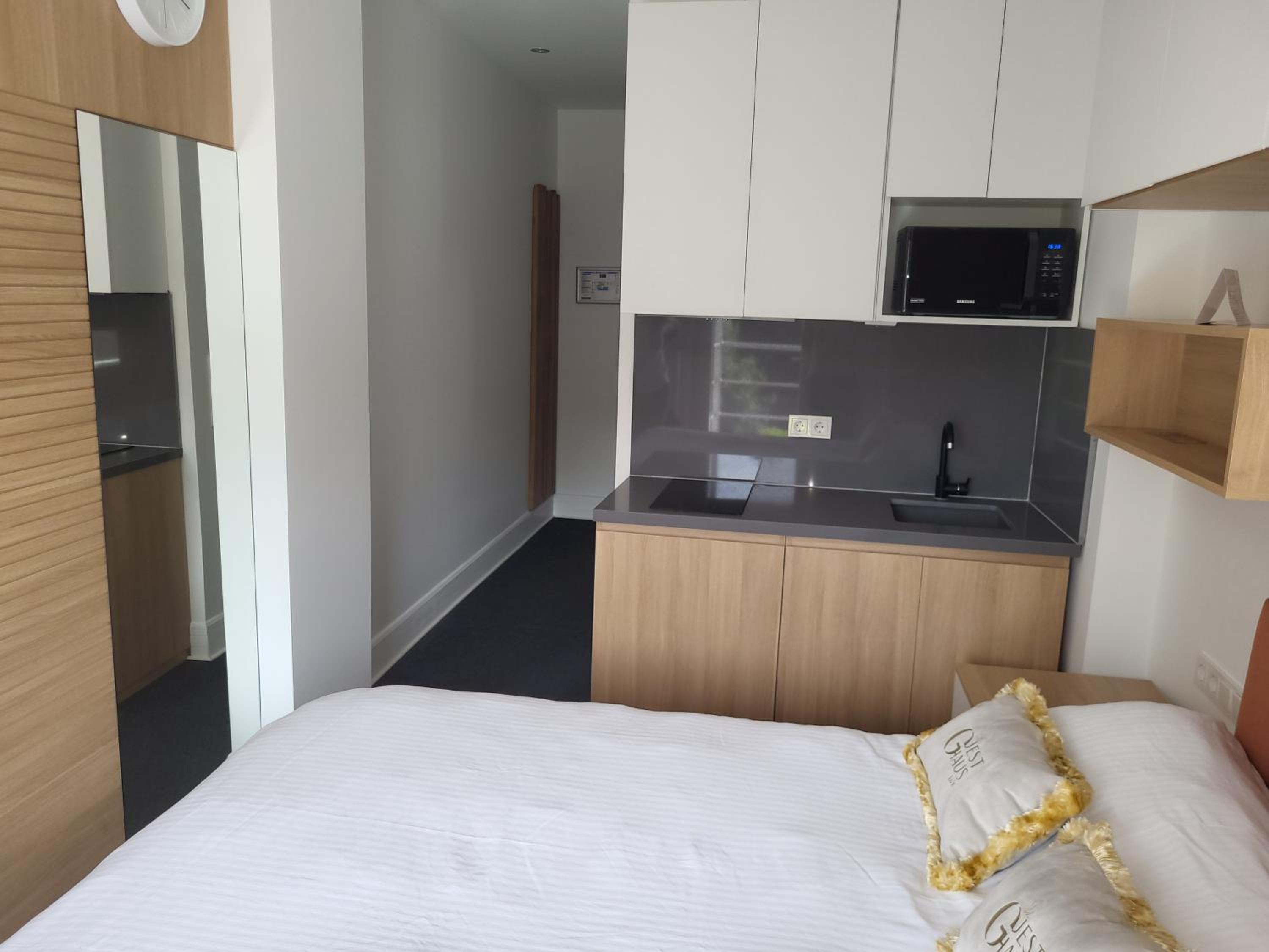 Guesthaus 2, photo 27