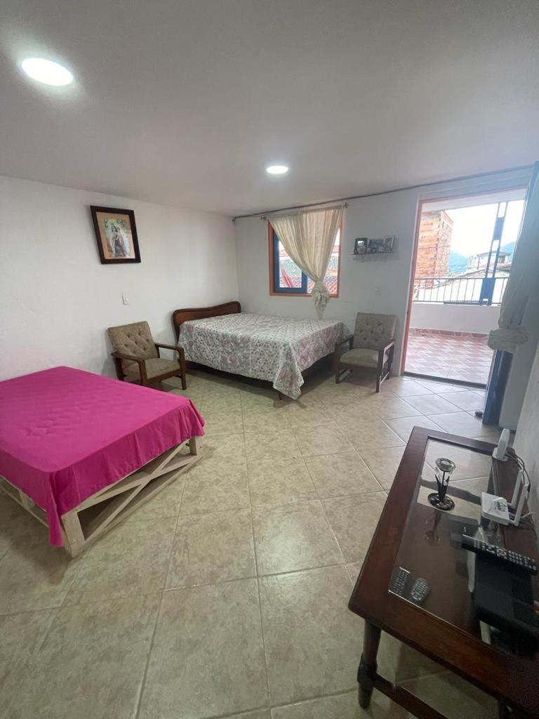 Villa Chela, Hermosa casa de descanso, Venecia Antioquia