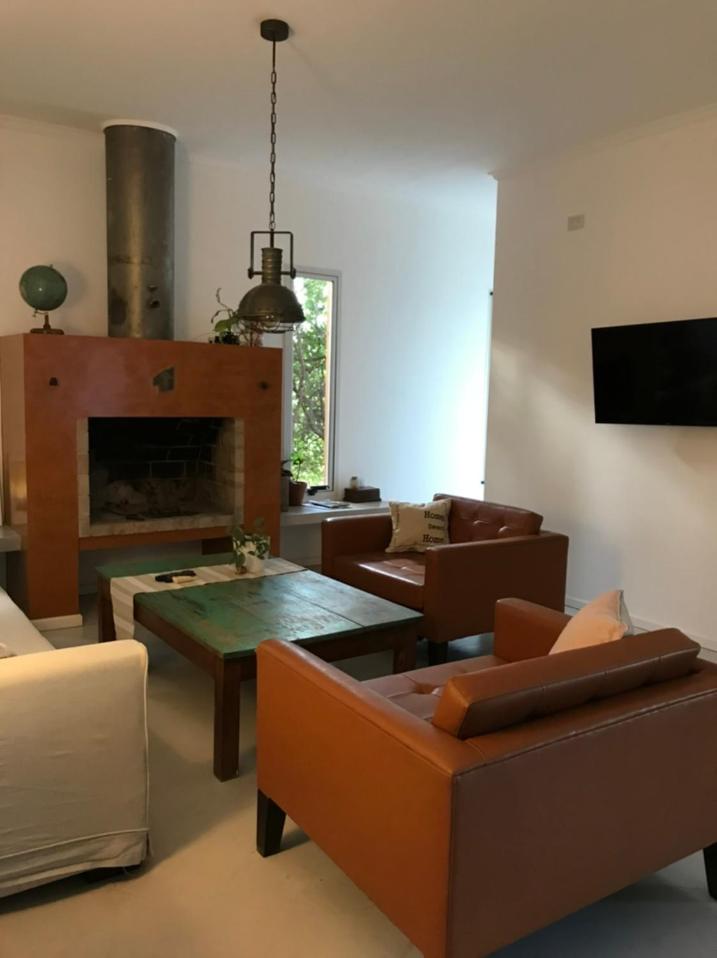 Casona alegre con pileta y patio