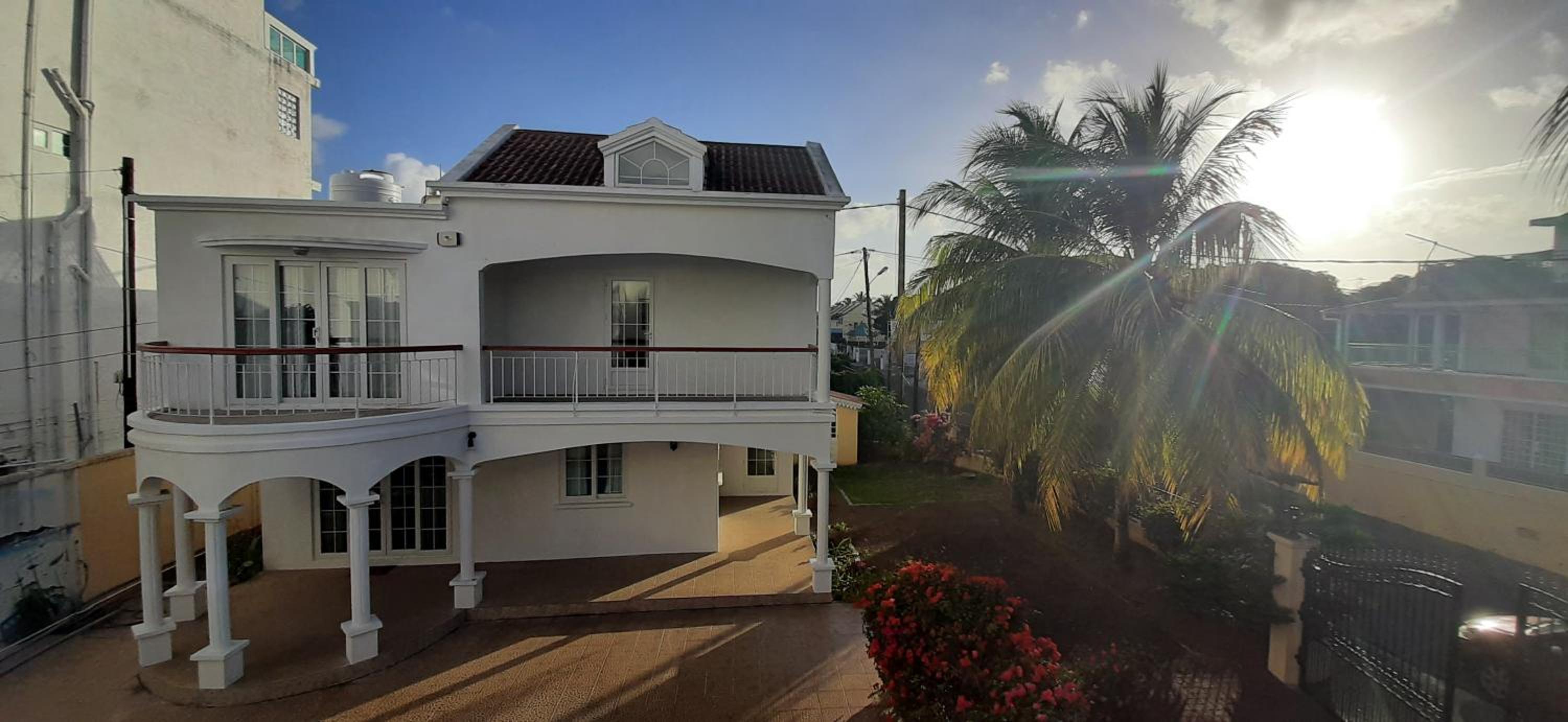 Villa Le Mirage à 150m de la plage view 2