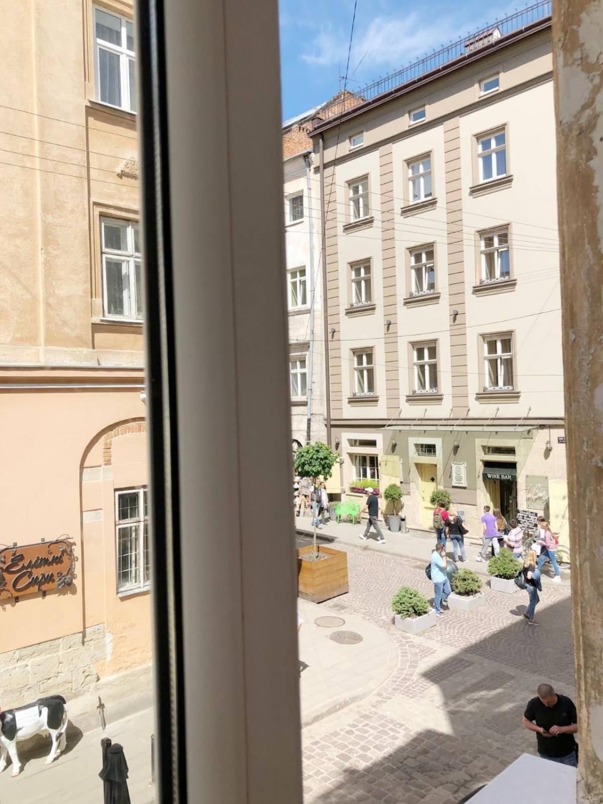 Apartments near Rynok Square view 3