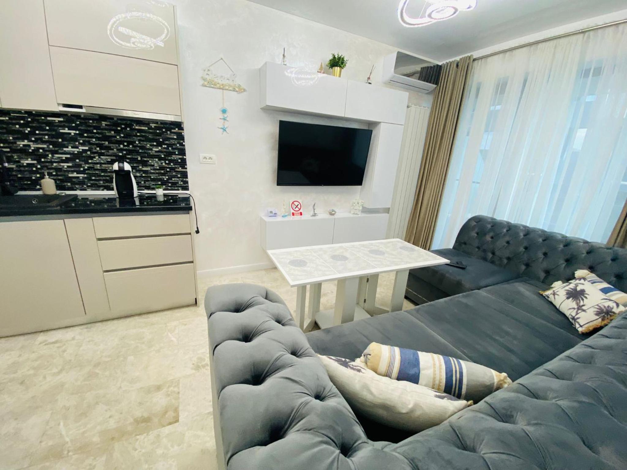 Bright Apartment Tomis Villa Promenada view 3