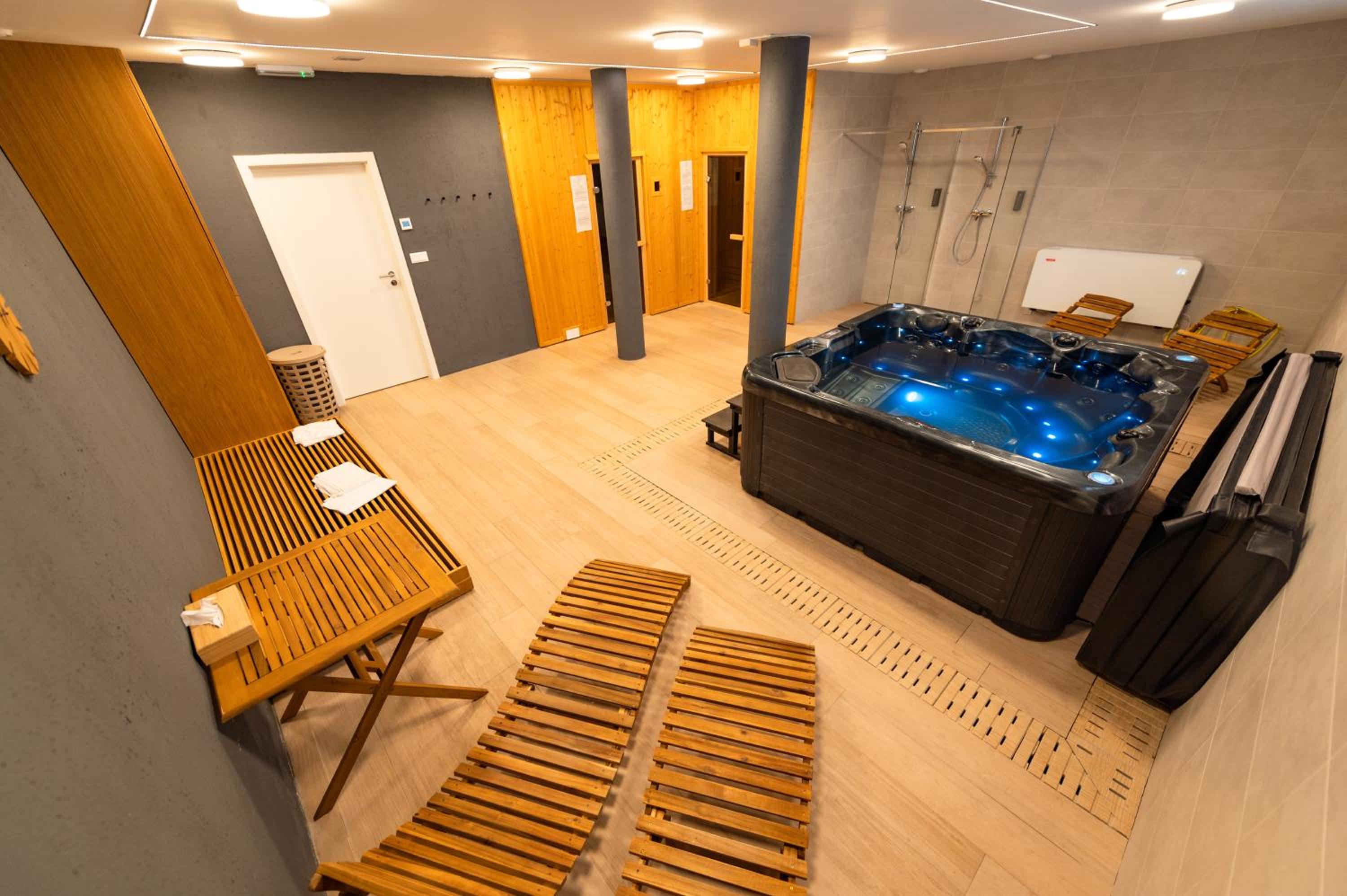 Photo 30