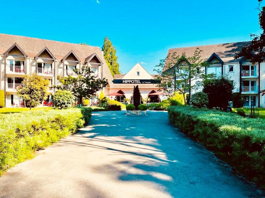 Le Touquet-Paris-Plage Vacations - Hippotel - Property Image 1