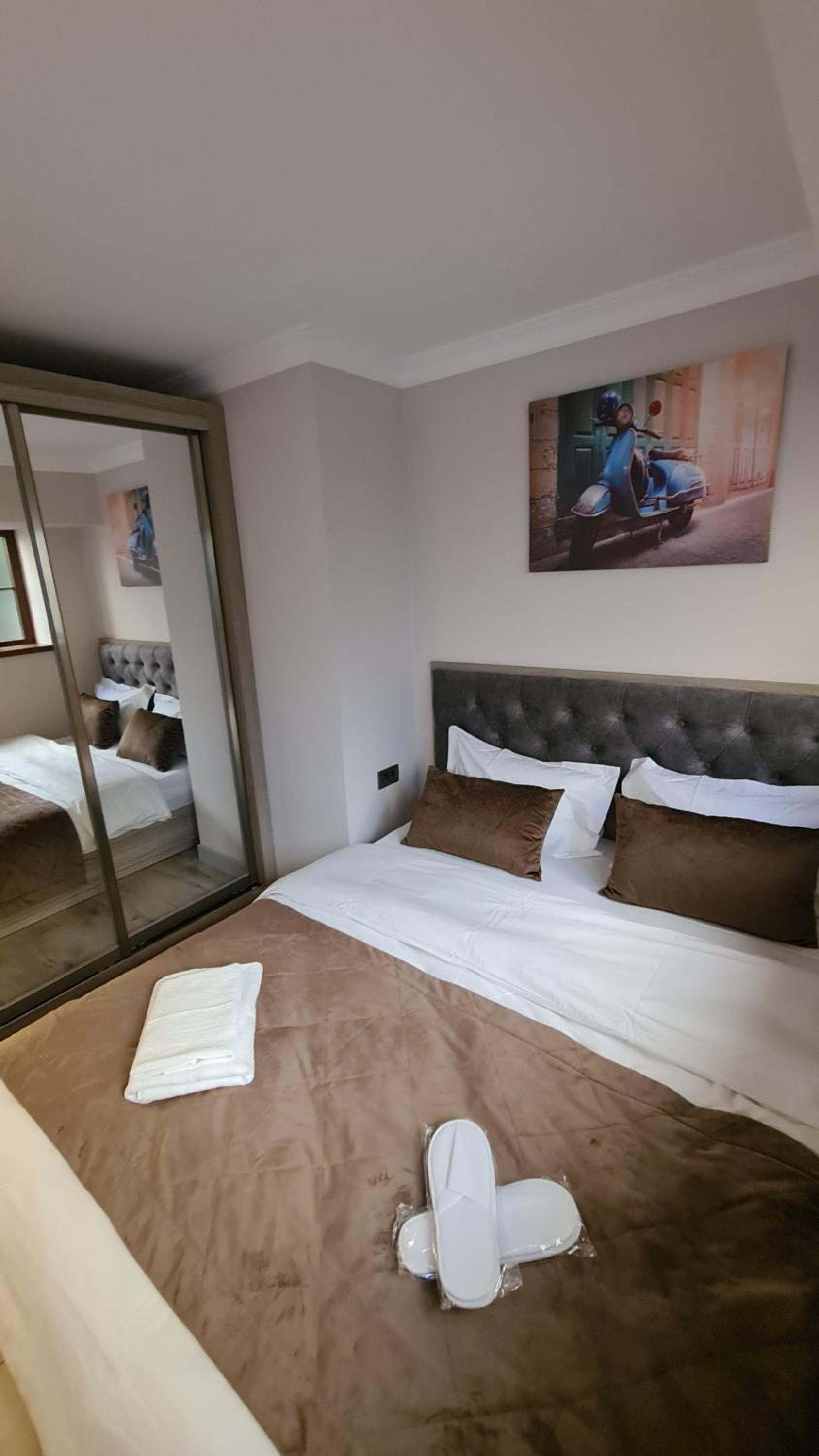 Home Boutique Hostel