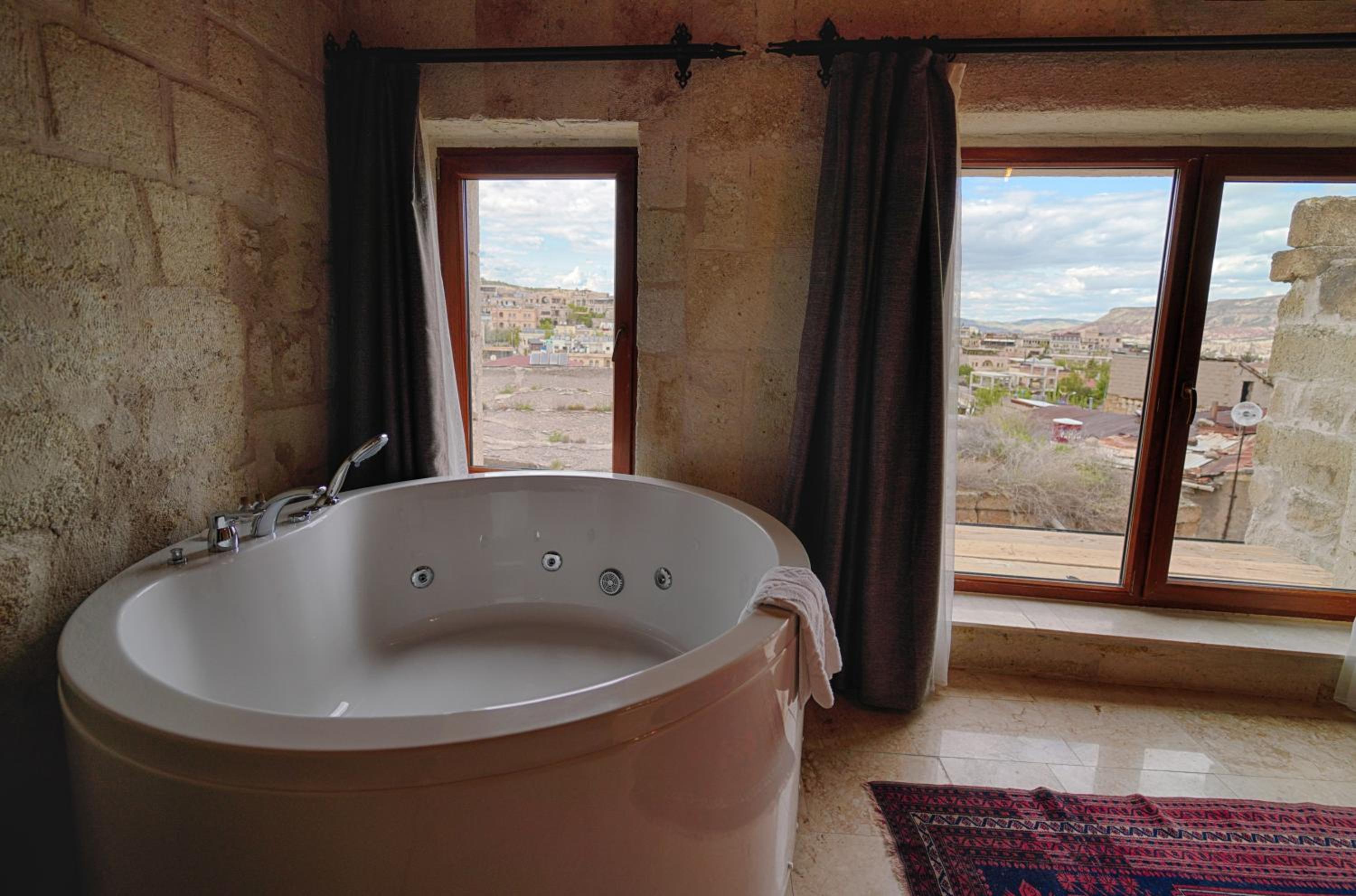 Concept Cave Suites - Image 5