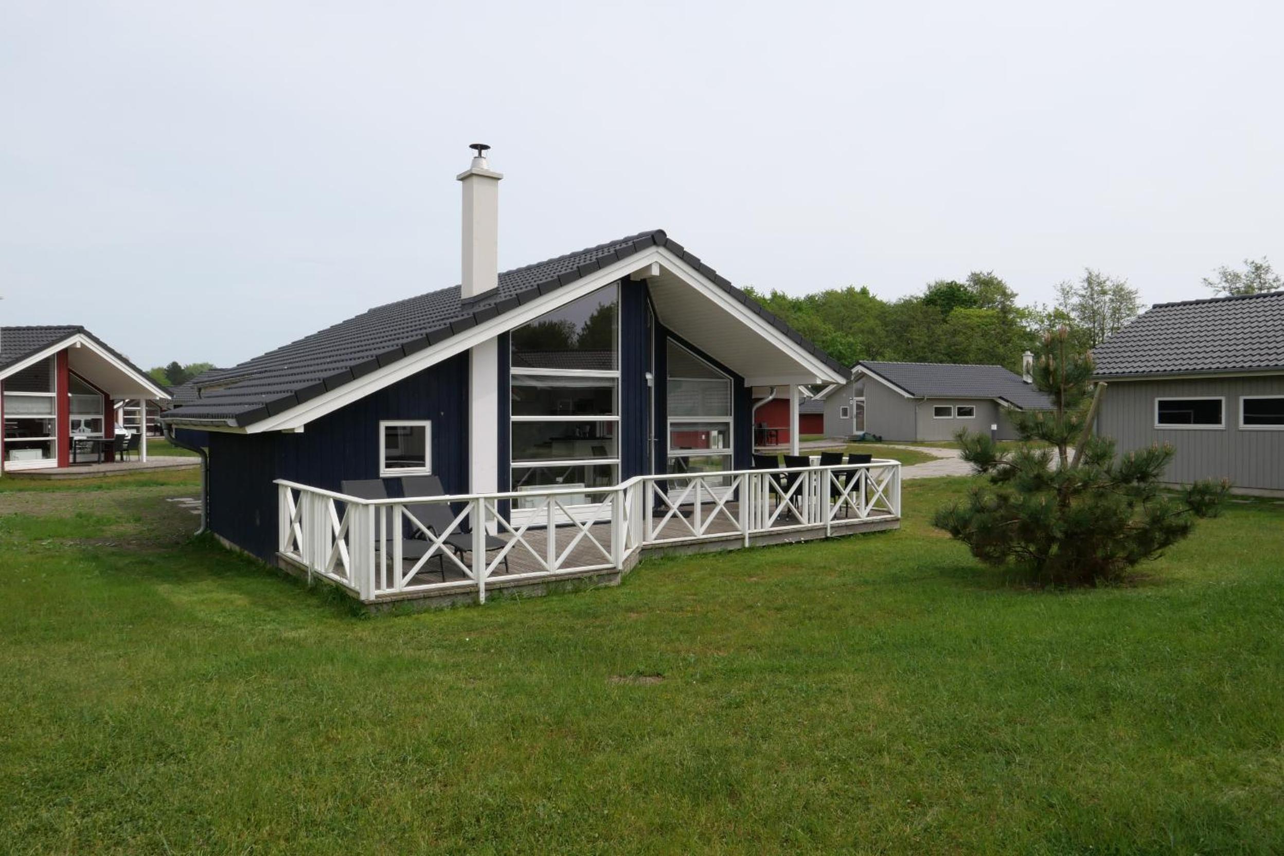 Resort 2 Ocean Cottage A 95