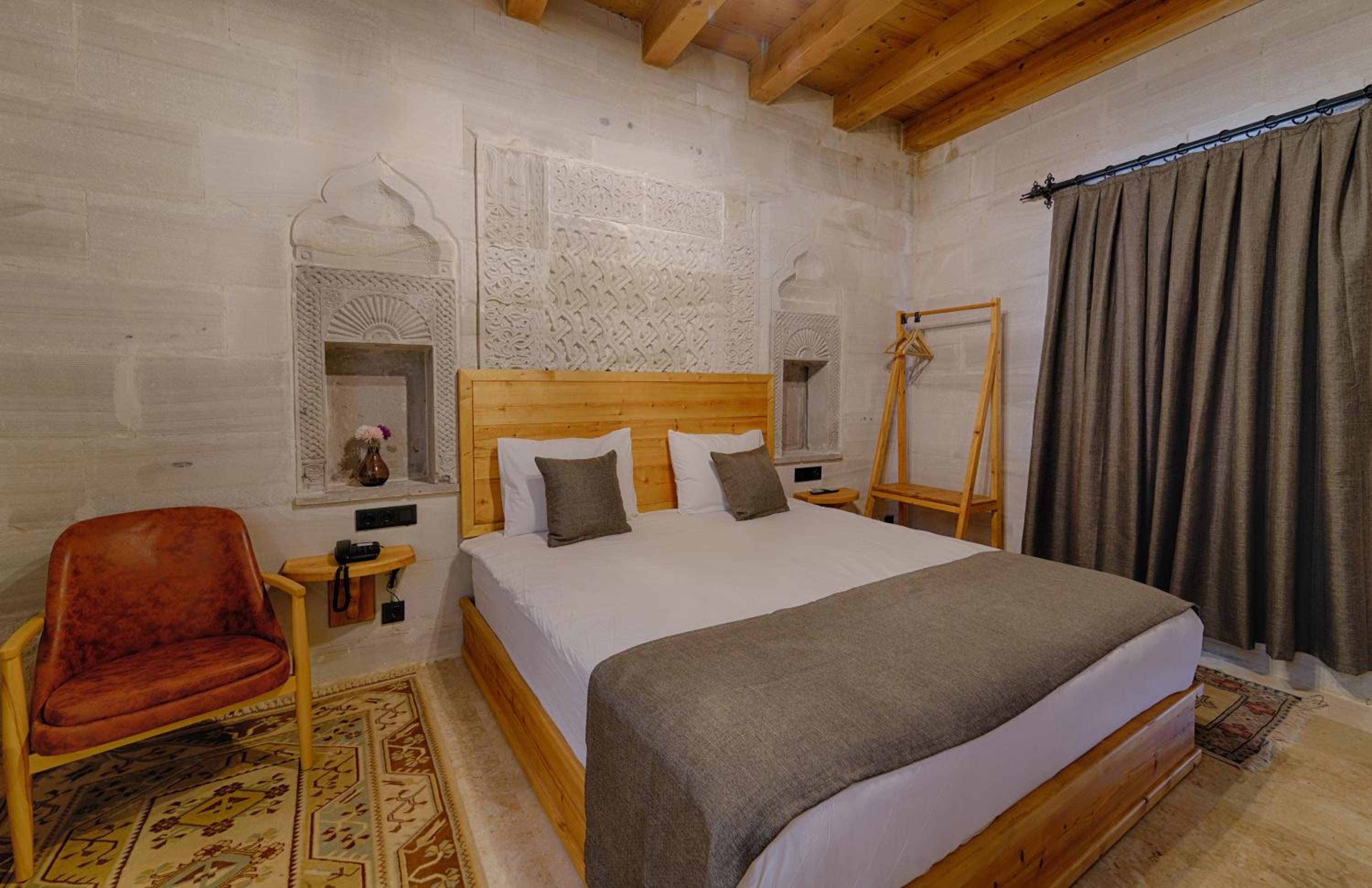 Concept Cave Suites - Image 47