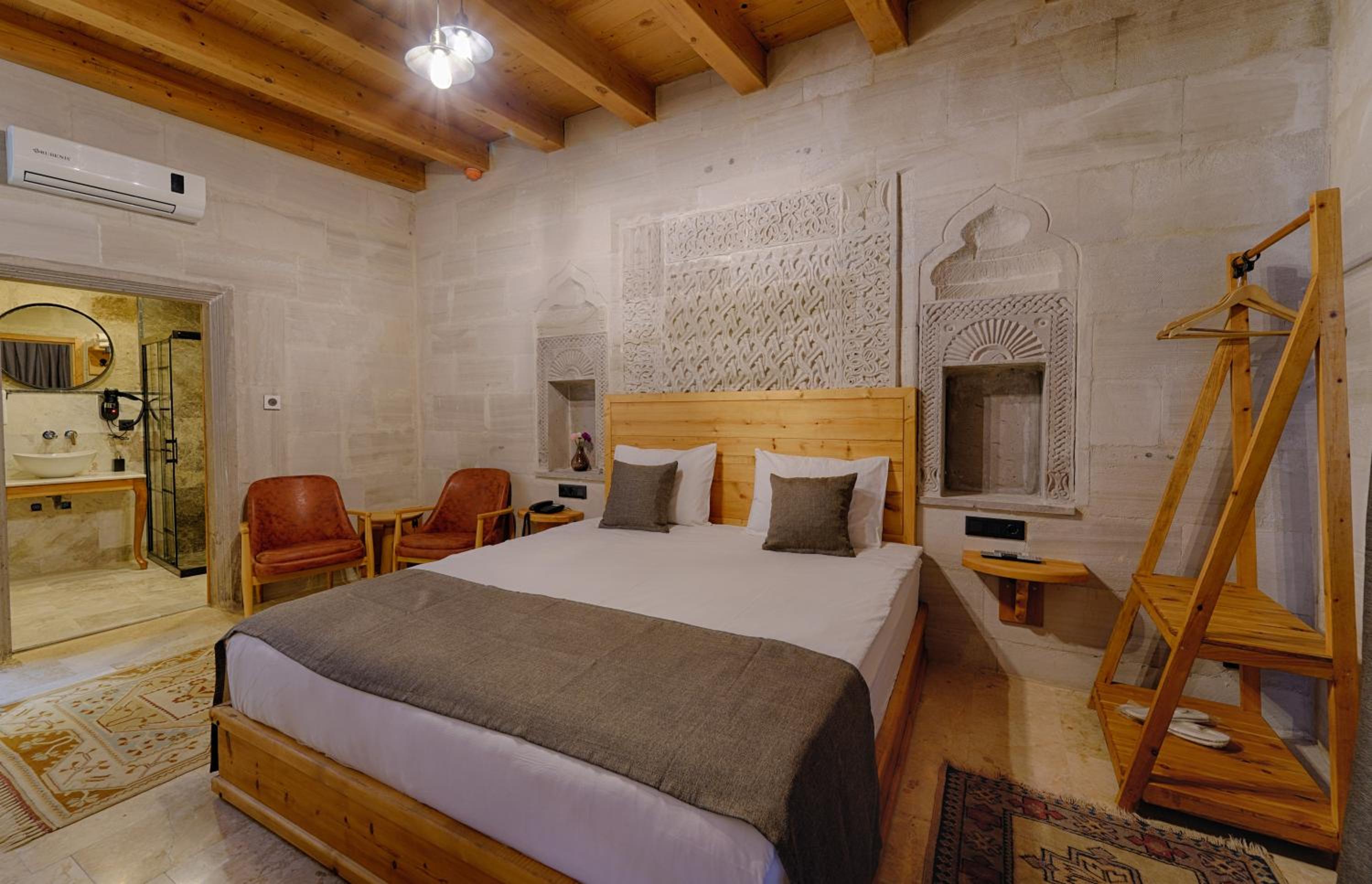 Concept Cave Suites - Image 46