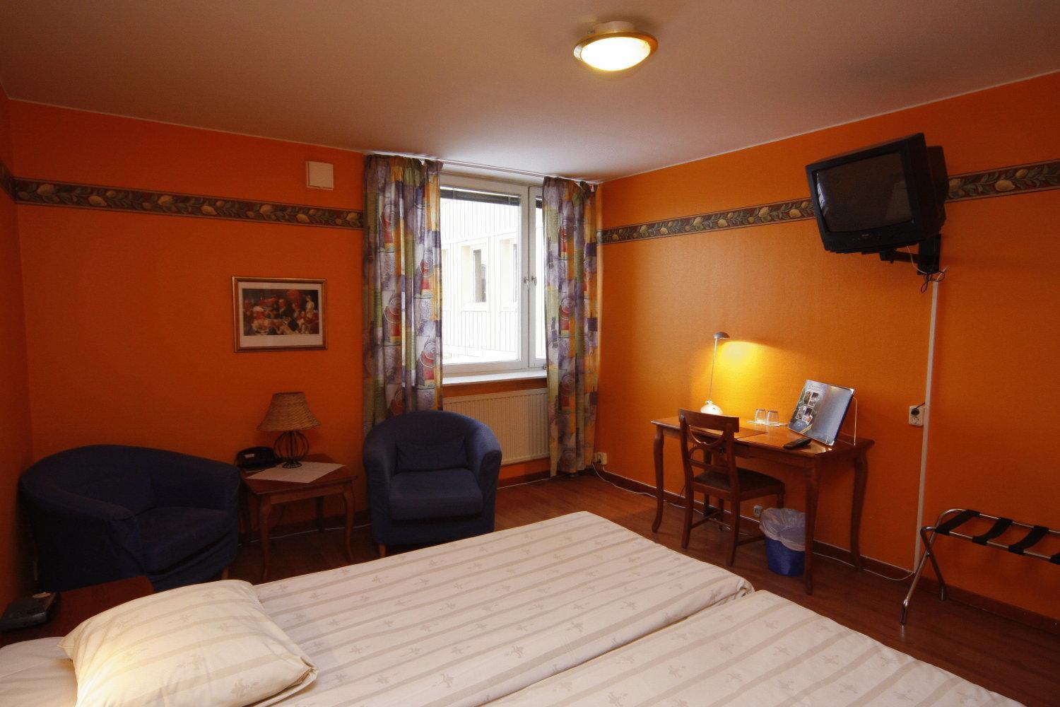 Photo 7