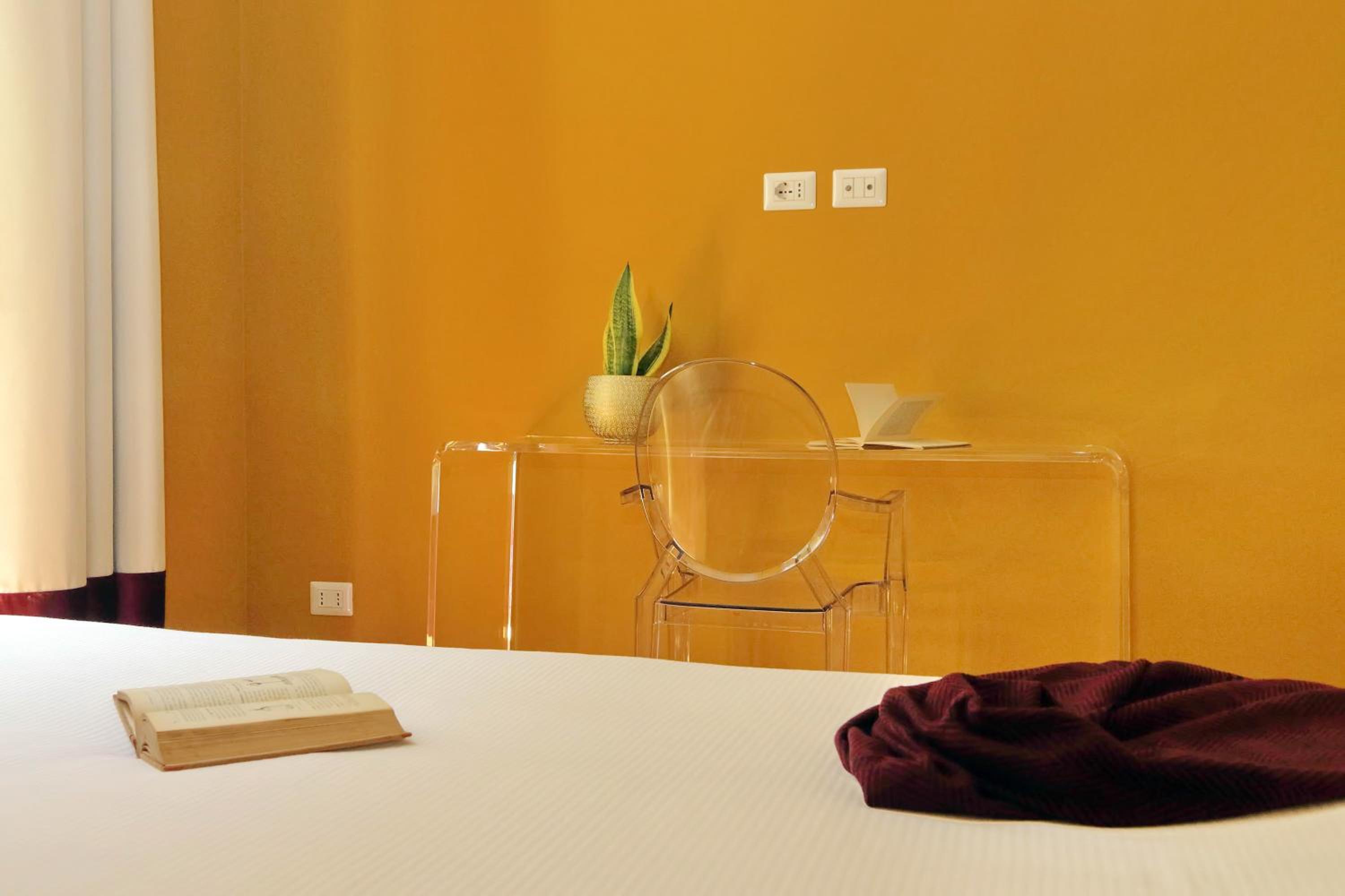 Monti Apartments - My Extra Home