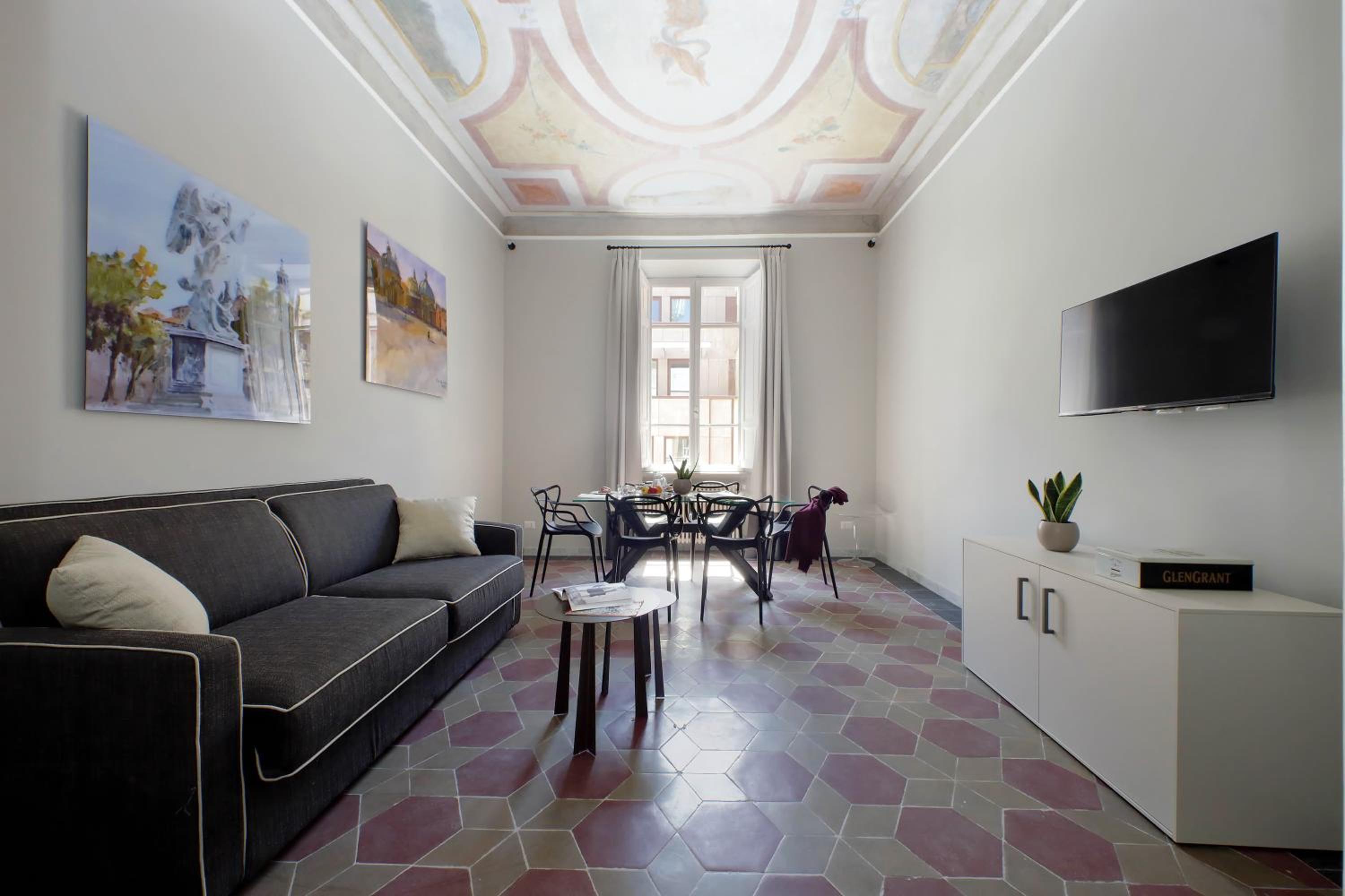 Monti Apartments - My Extra Home