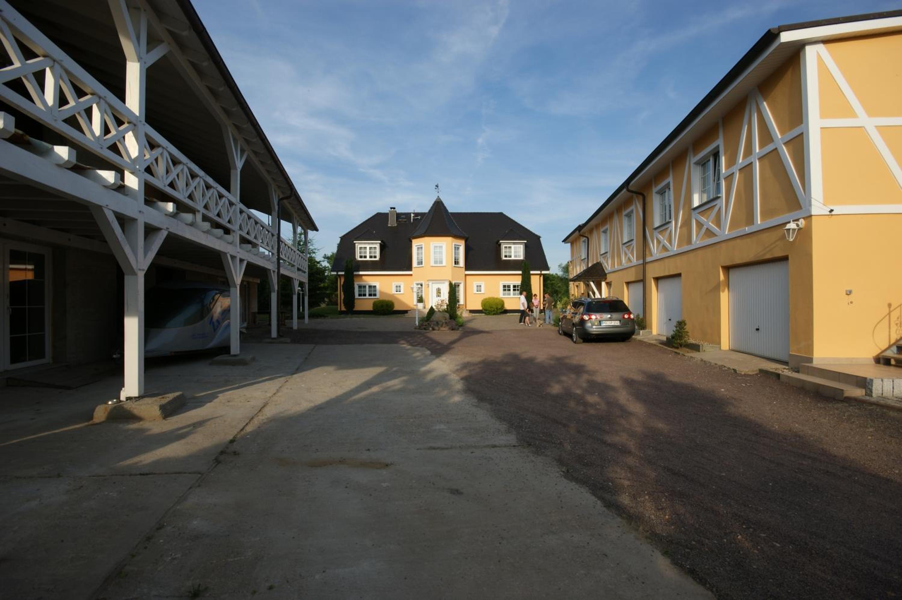 Photo 37