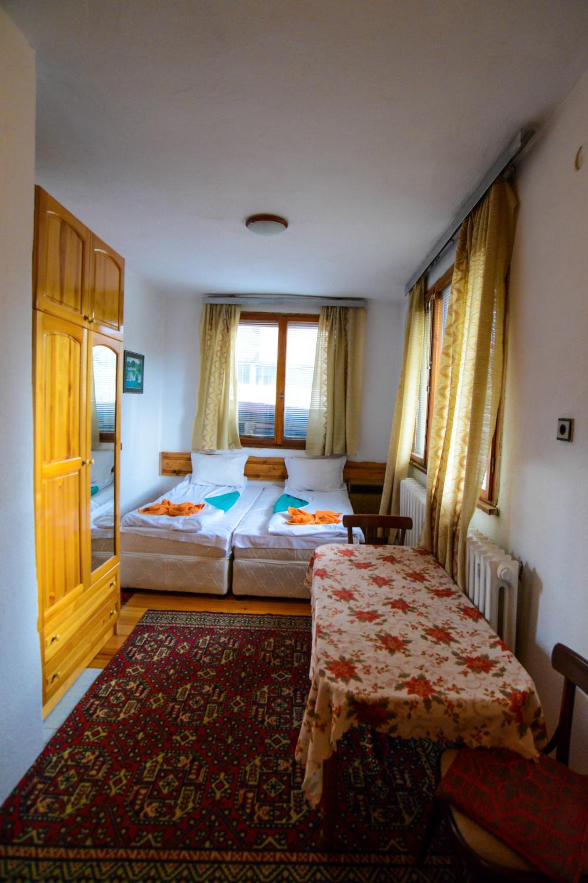 Topuzovi Guest House