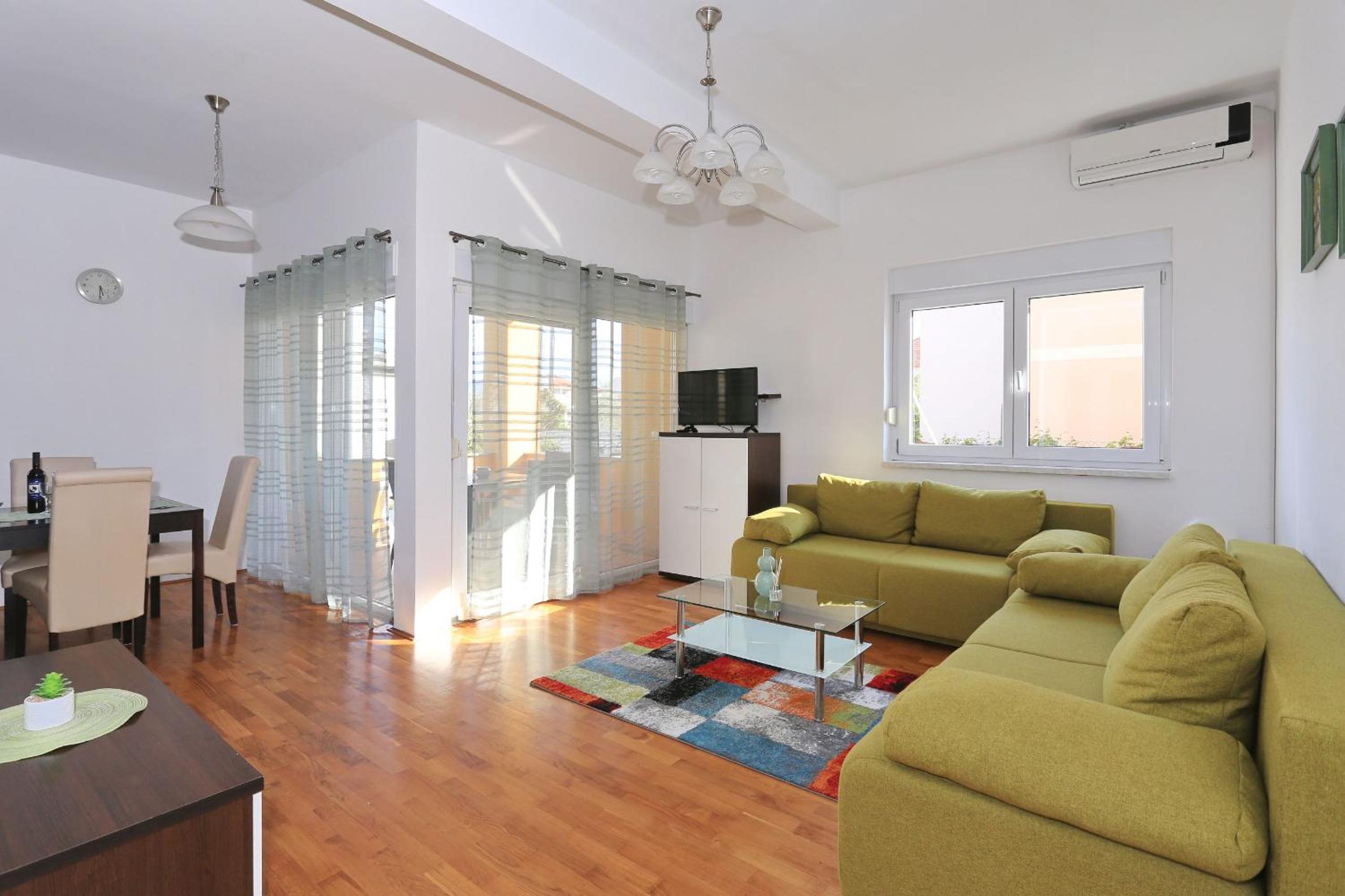 New! Apartment Gabriella 4+2, Privlaka view 3