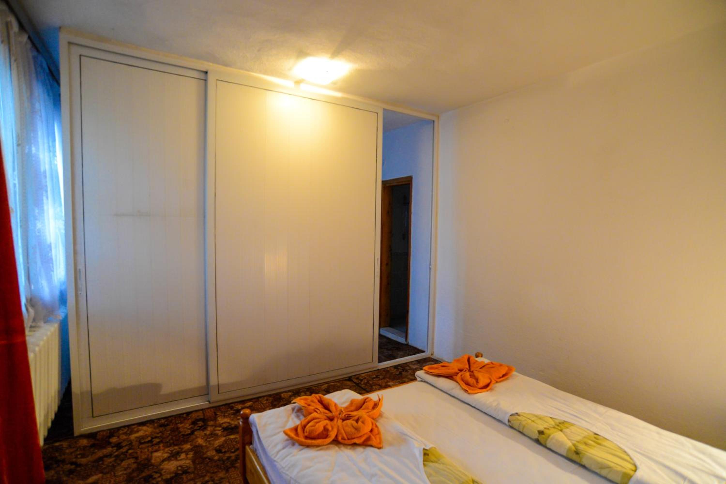 Topuzovi Guest House