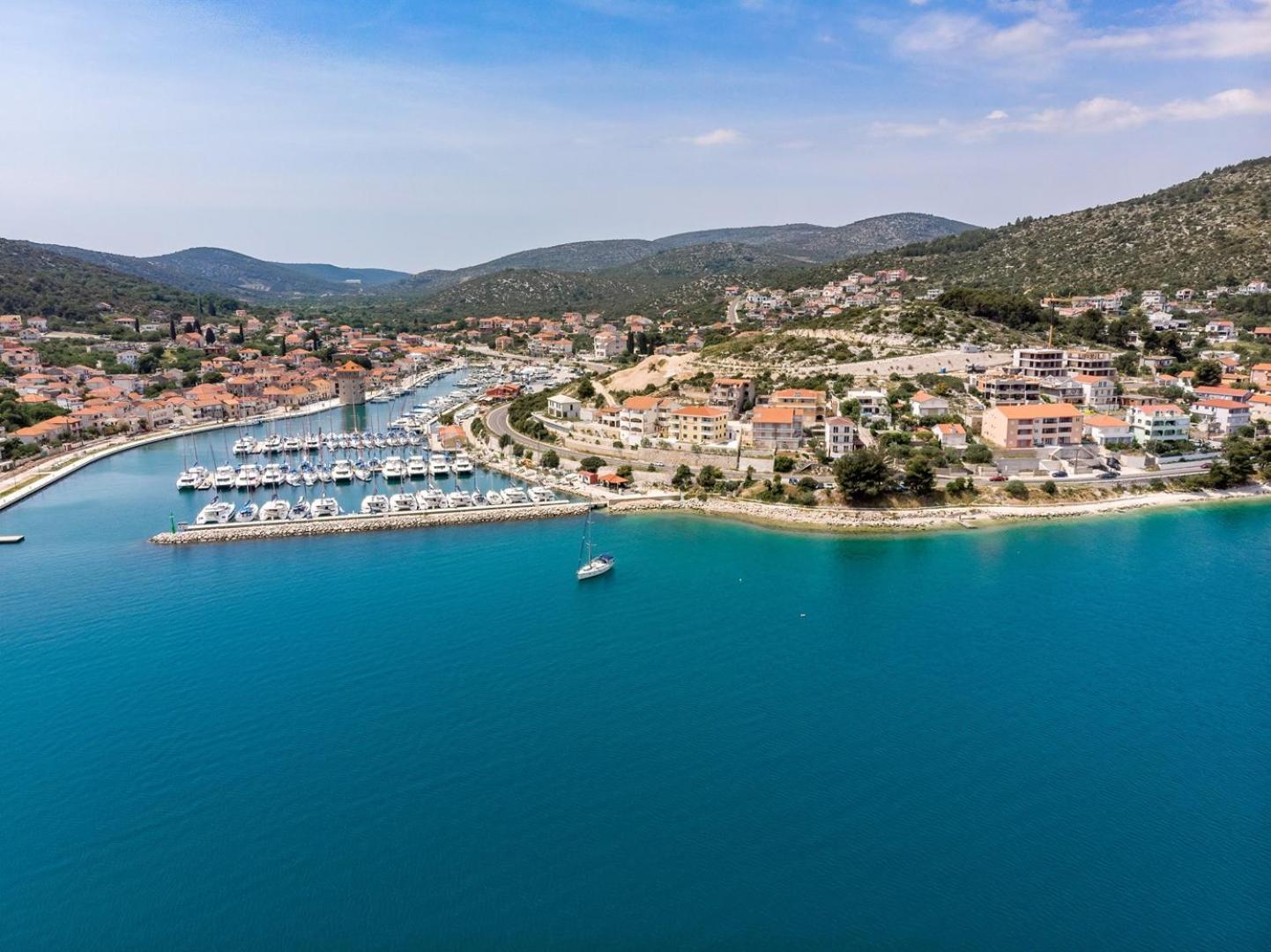 Villa Little Paradise with a private pool, 4 bedrooms, 2 living areas, 3km from the beach in Marina view 5