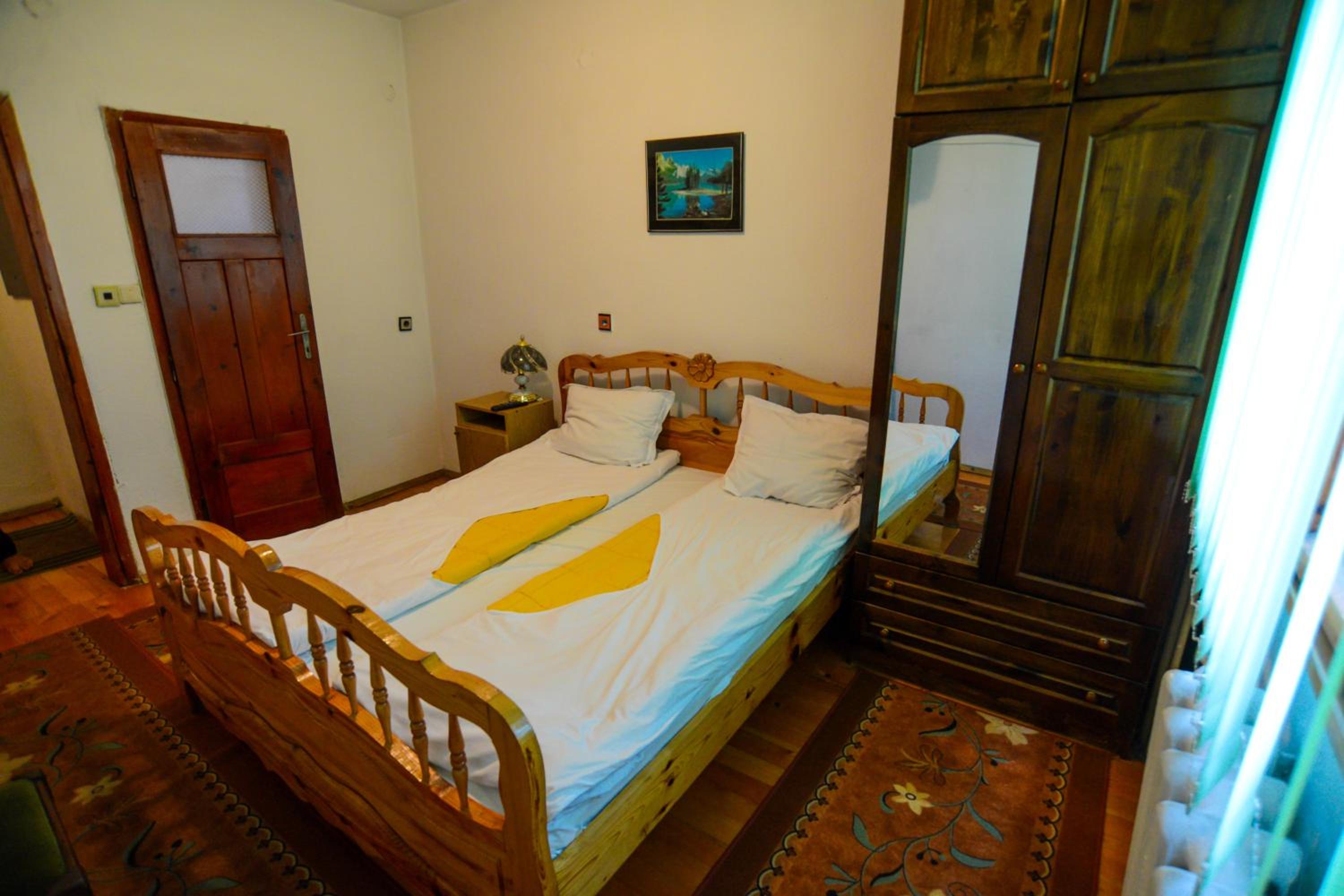 Topuzovi Guest House