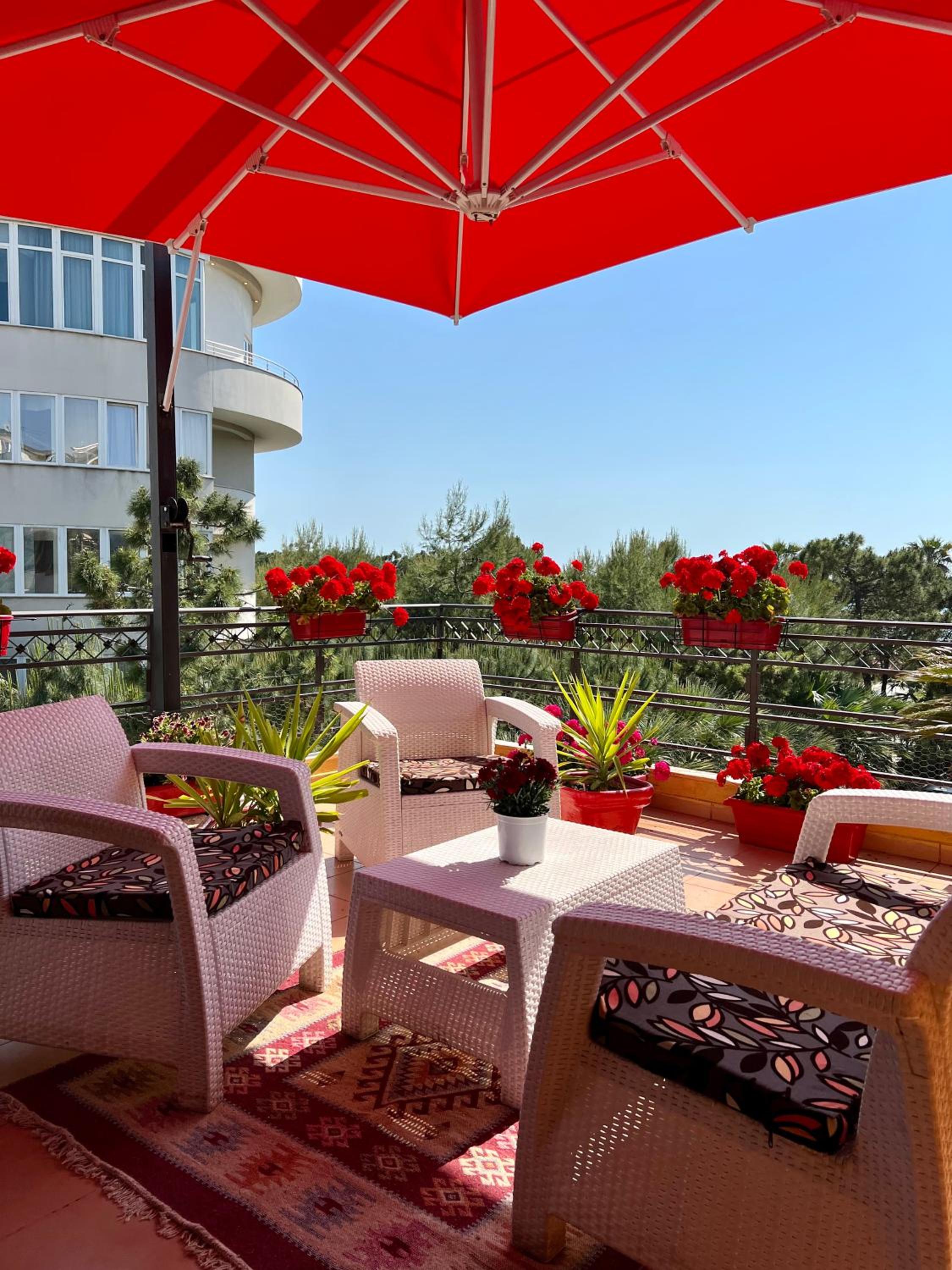 Don Robert Apartment