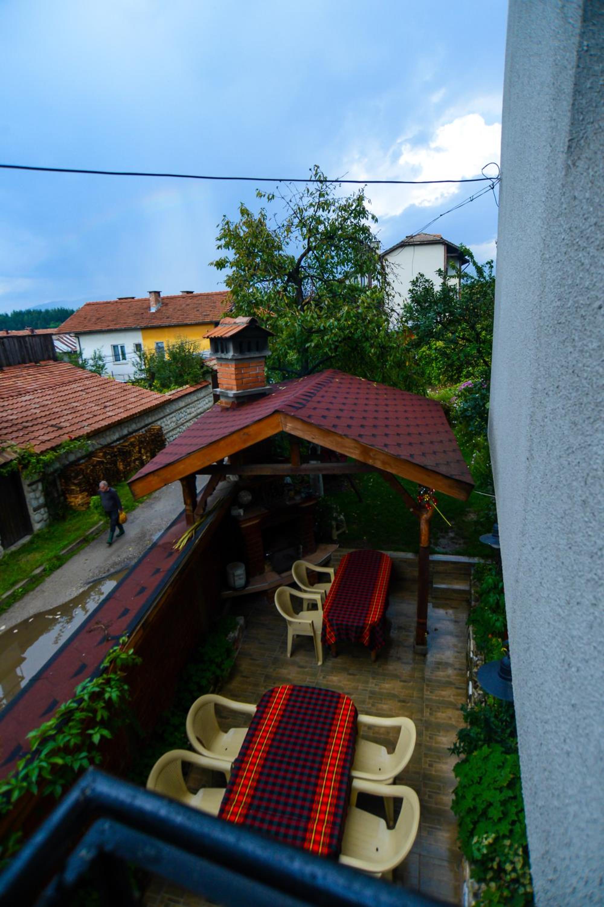 Topuzovi Guest House