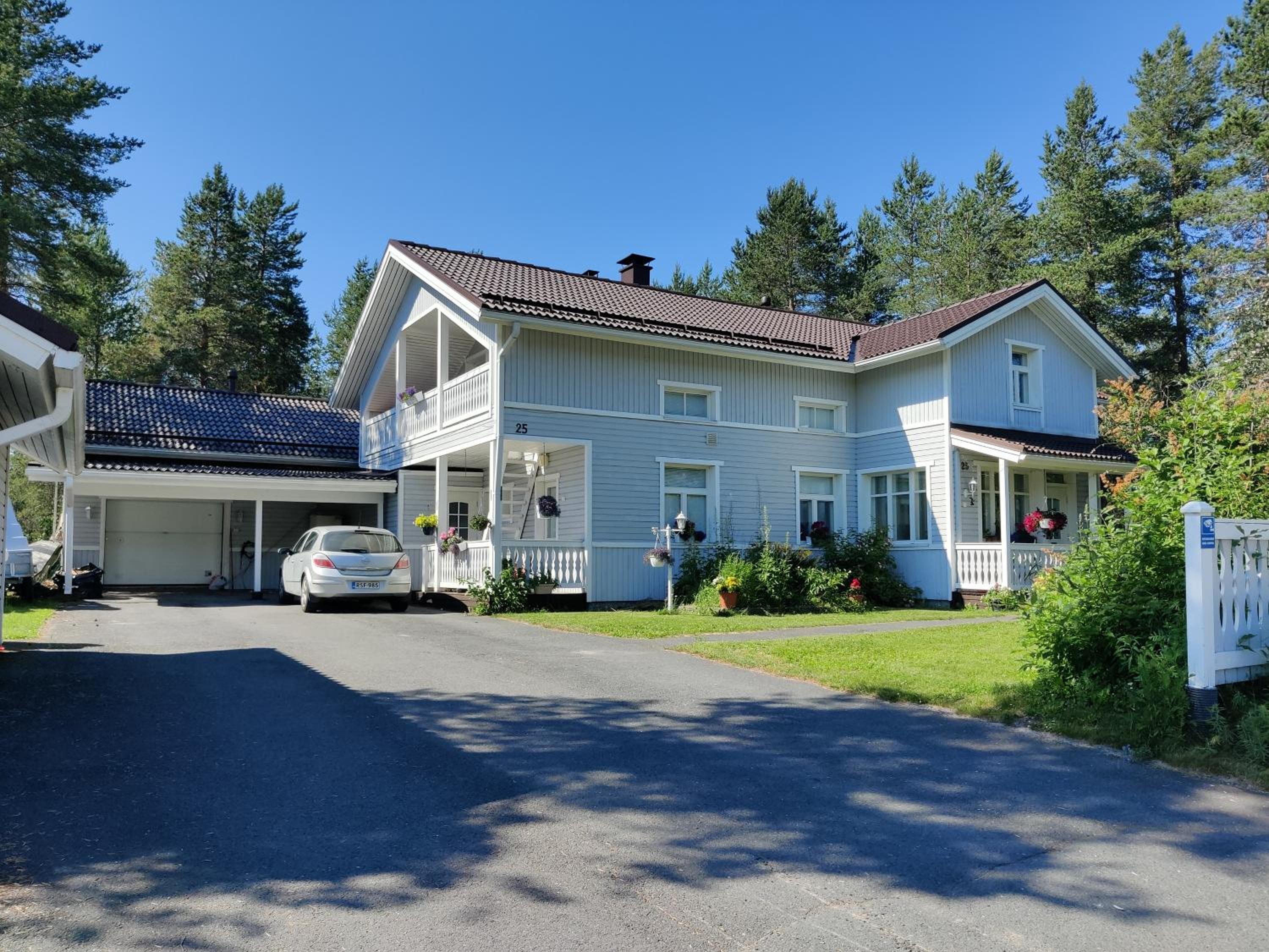 Reindeer Route Apartment view 2