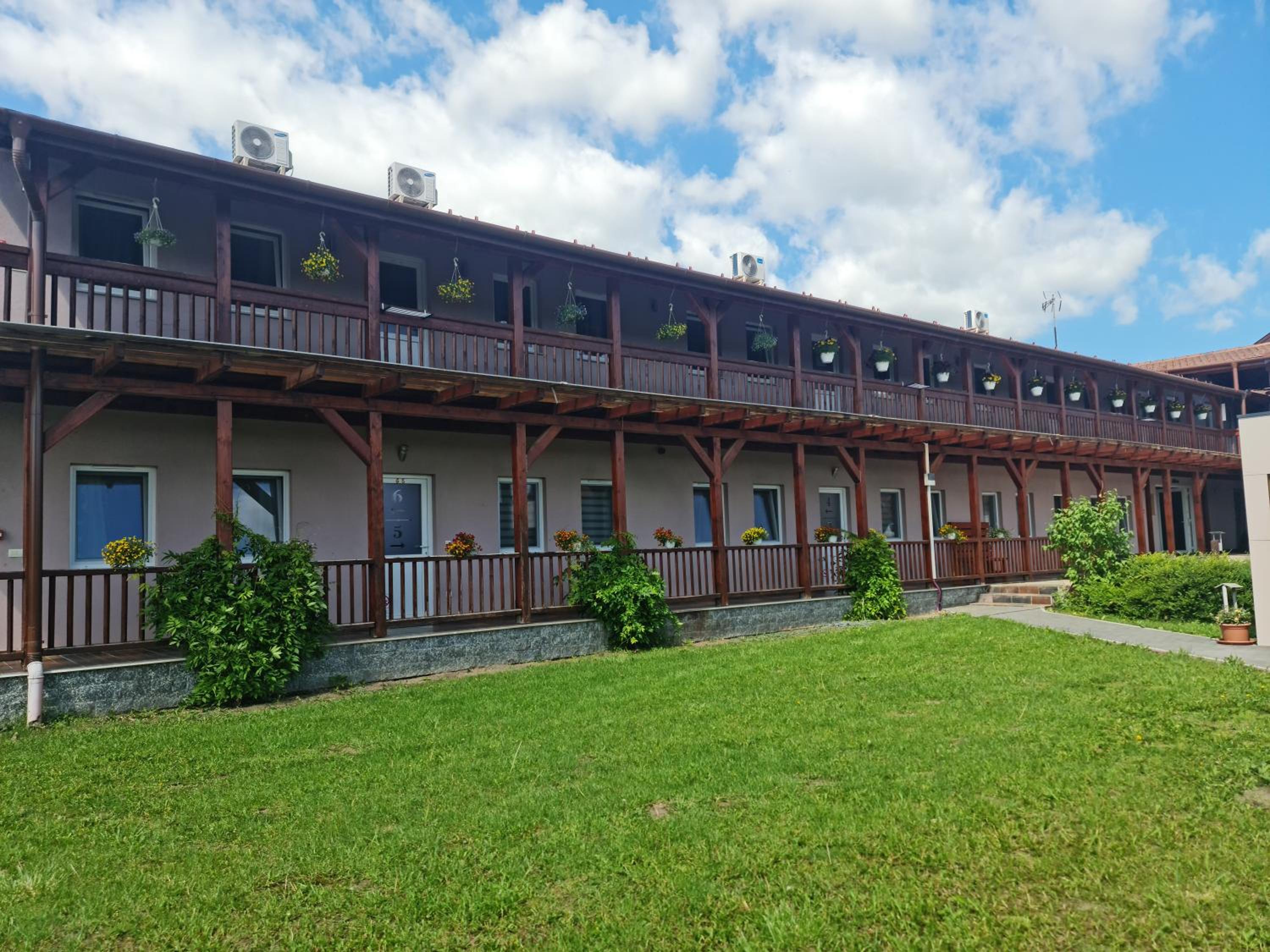Sweet Life Wellness Apartments