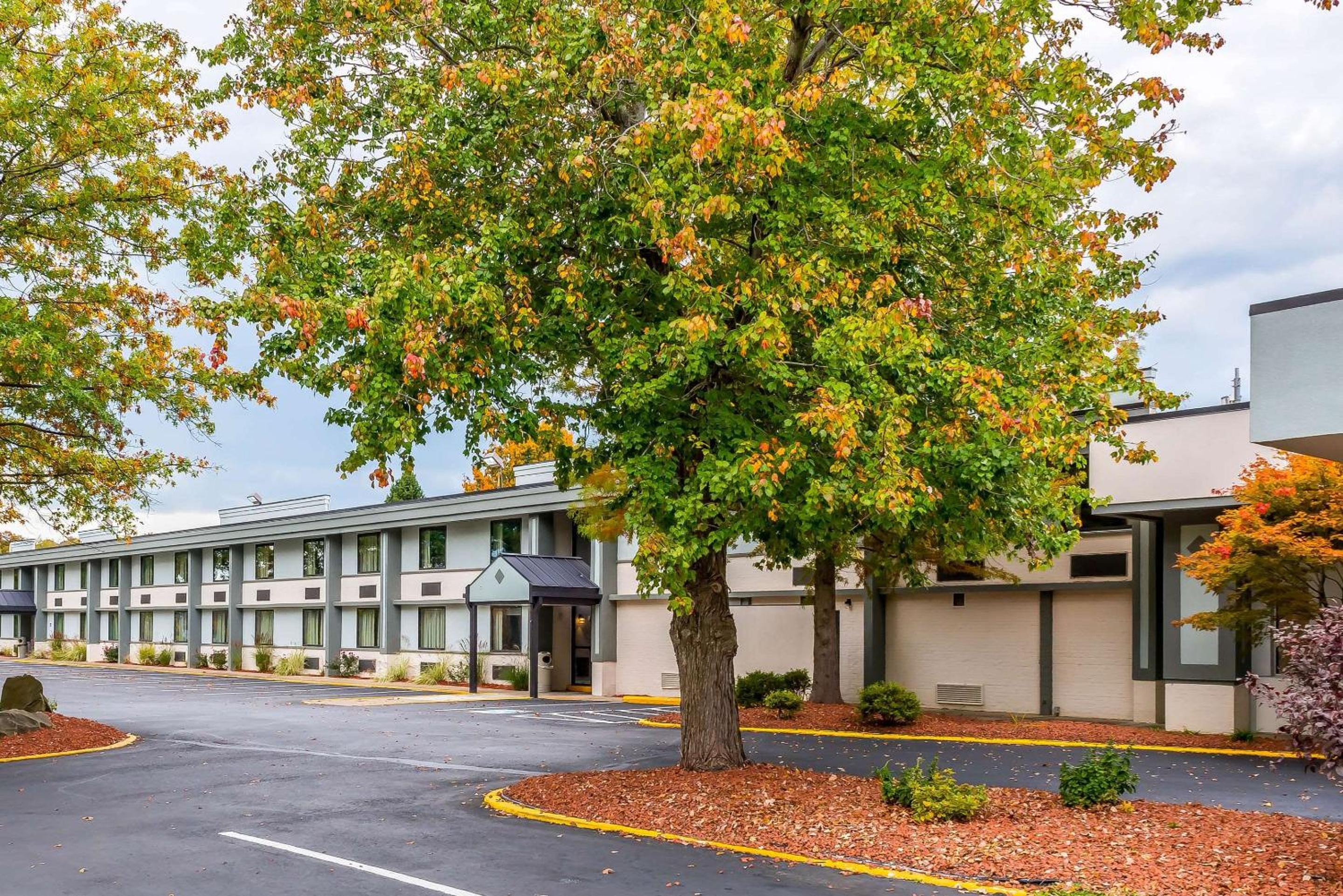 Clarion Inn Belle Vernon - Property Image 26