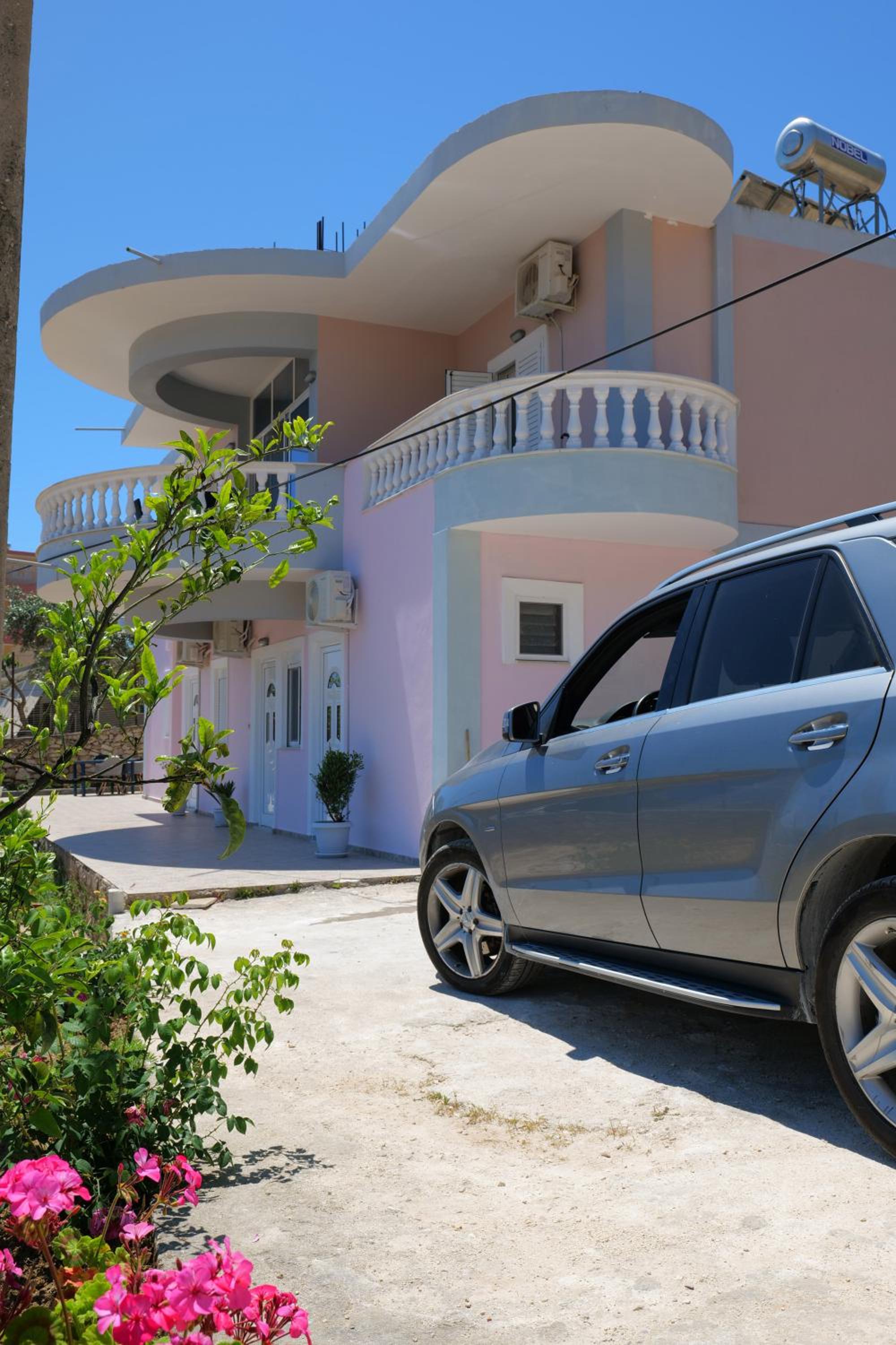 Vila Klevis