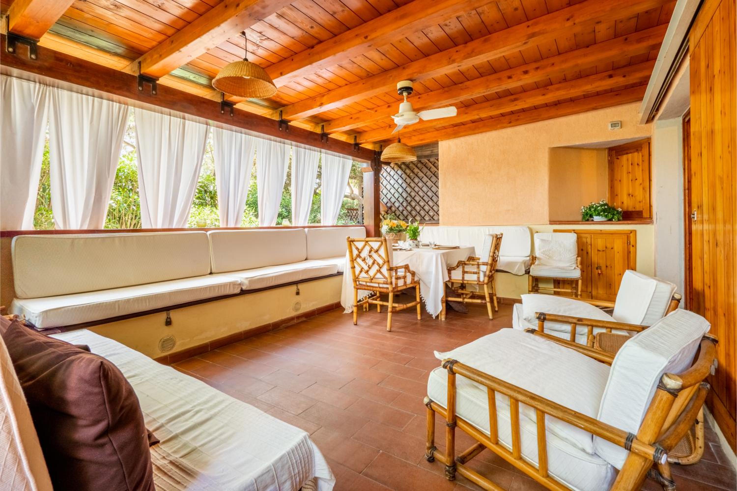 Casa Vacanze Miky Punta Asfodeli view 3