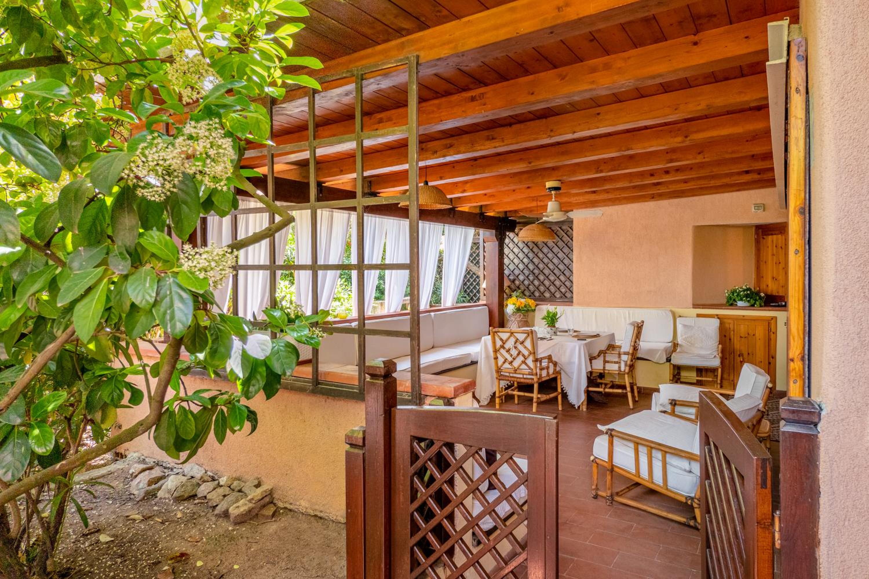 Casa Vacanze Miky Punta Asfodeli view 2