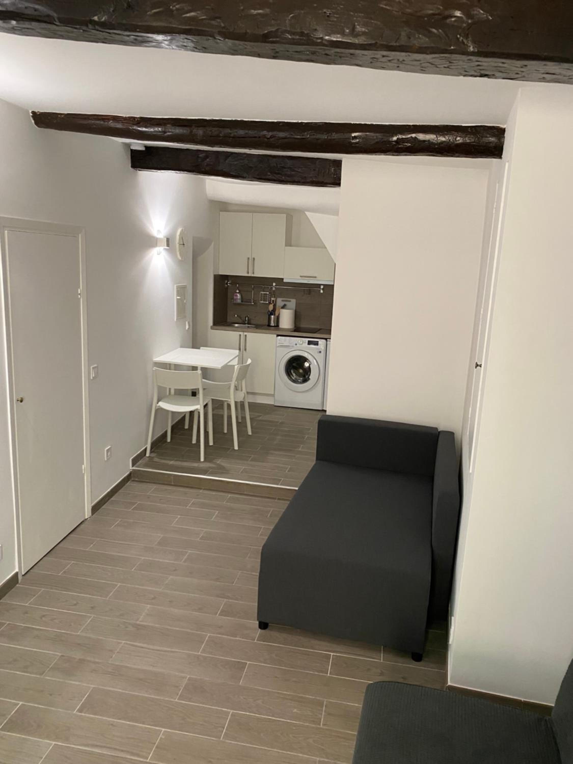 Renovated studio in the heart of the Old Town