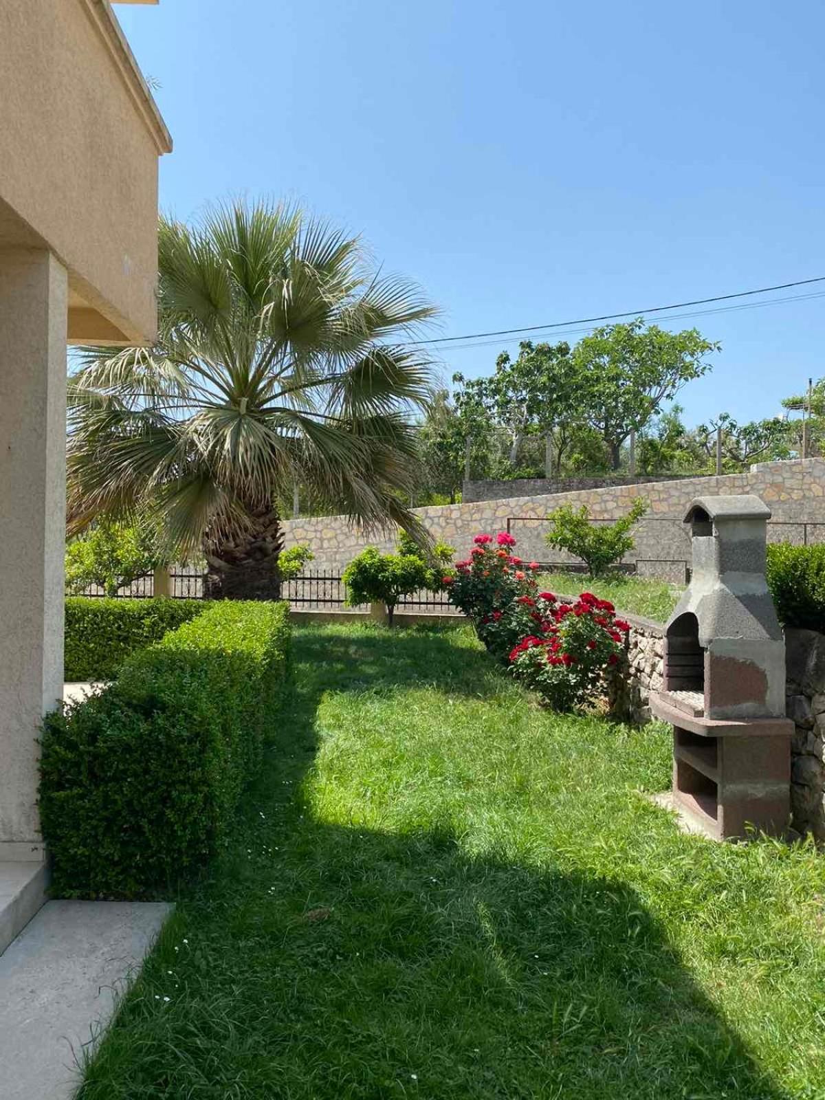 Ceka Apartments